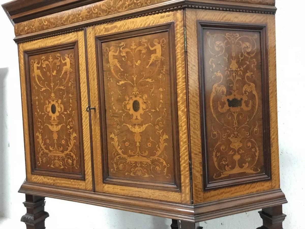 Stephen Webb for Collinson & Lock, a Renaissance Revival Inlaid Corner Cabinet For Sale 2