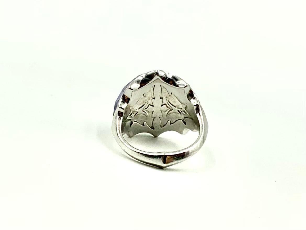 Stephen Webster 18K White Gold Diamond Murder She Wrote Crystal Haze Ring In Good Condition For Sale In New York, NY