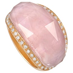 18 Karat Gelbgold Haze Kunzit-Ring mit 0,50 Karat Diamant und Kristall von Stephen Webster