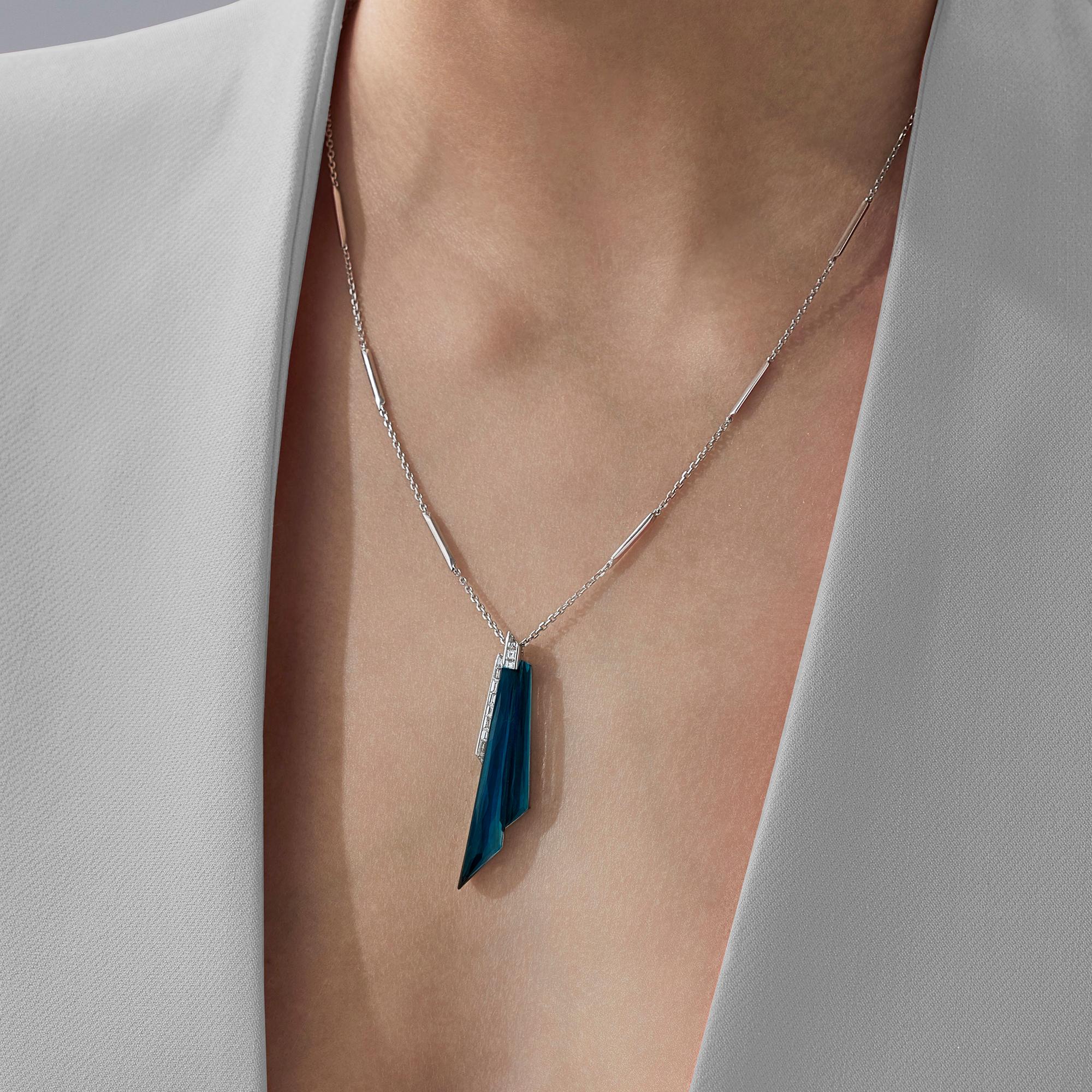 'CH₂' celebrates 25 years of the Crystal Haze effect created by Stephen Webster, introducing a new and exciting colour palette to fine jewellery. Retaining the distinct magic that made Crystal Haze so unique, 'CH₂' is reimagined as a contemporary