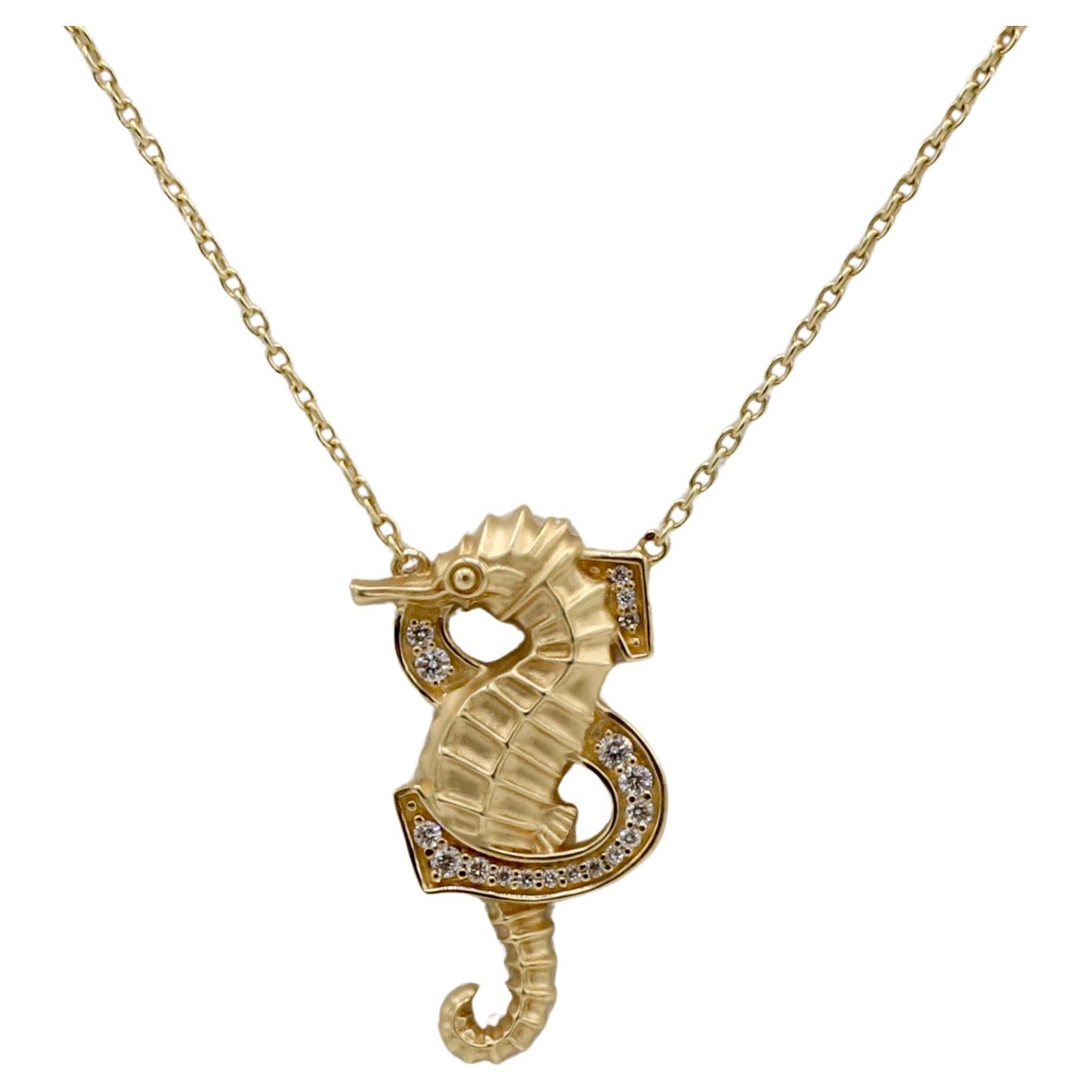 Stephen Webster Fish Tales S ist für Seahorse Halskette aus Gold und natürlichen Diamanten