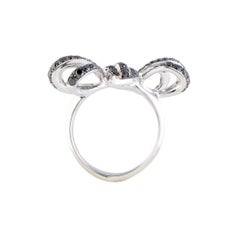 Stephen Webster Forget Me Knot 18 Karat White Gold Black Diamond Pave Bow Ring