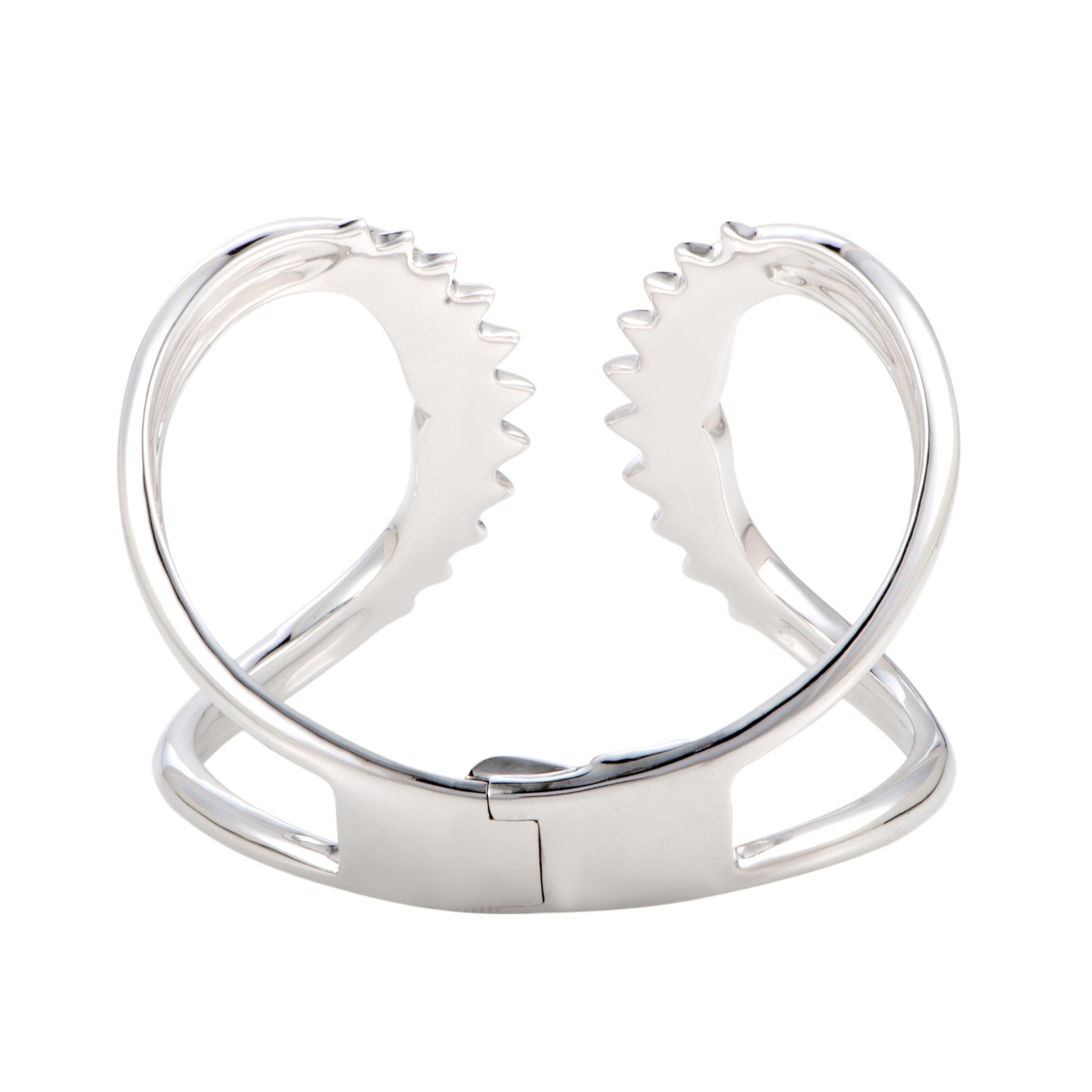 Stephen Webster Jewels Verne Shark Jaw Silver Cuff Bracelet In New Condition In Southampton, PA