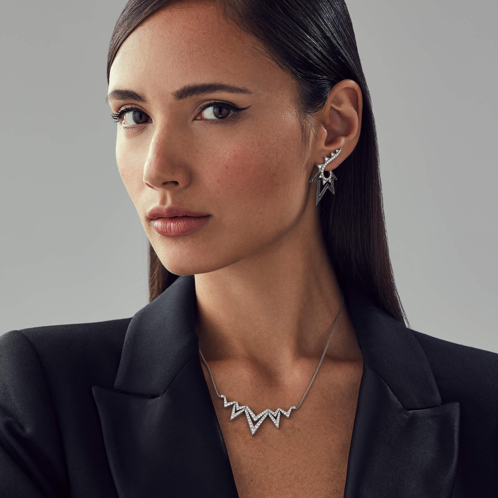 Stephen Webster Collar Lady Stardust de oro blanco de 18 quilates y diamantes blancos Contemporáneo en venta