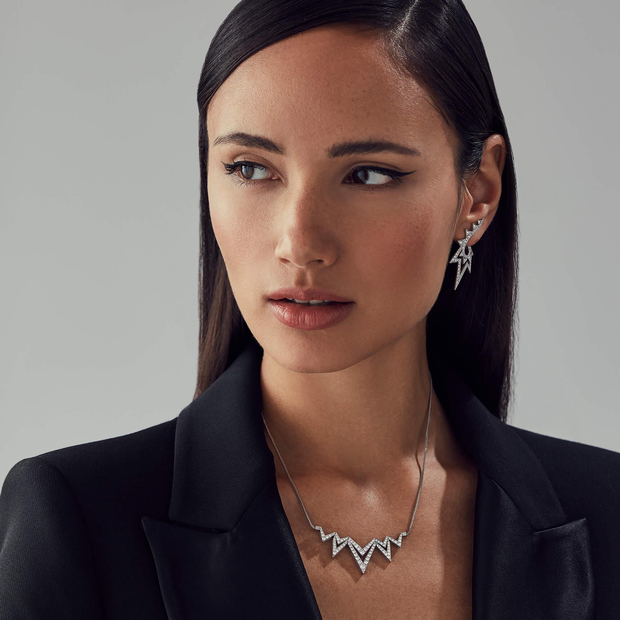 Stephen Webster Collar Lady Stardust de oro blanco de 18 quilates y diamantes blancos Corte redondo en venta
