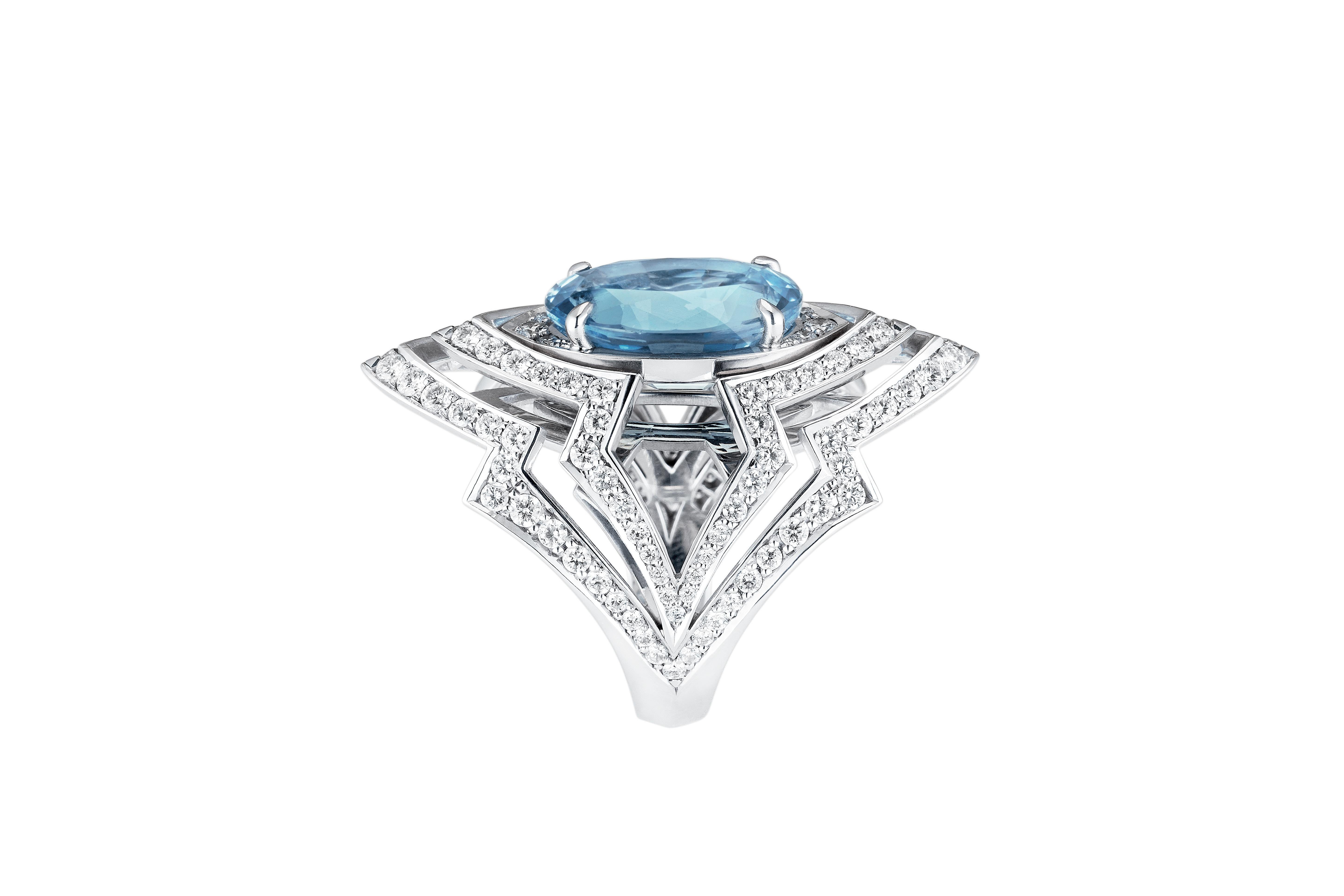 This iconic Stephen Webster Lady Stardust Couture Ring takes inspiration from David Bowie and his legendary alter ego; Ziggy Stardust. Handcrafted in 18 karat white gold, with white diamond pavé and a central oval cut aquamarine (6.51