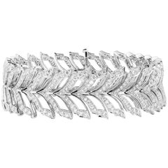 Stephen Webster Magnipheasant White Gold and White Diamond Pavé Bracelet