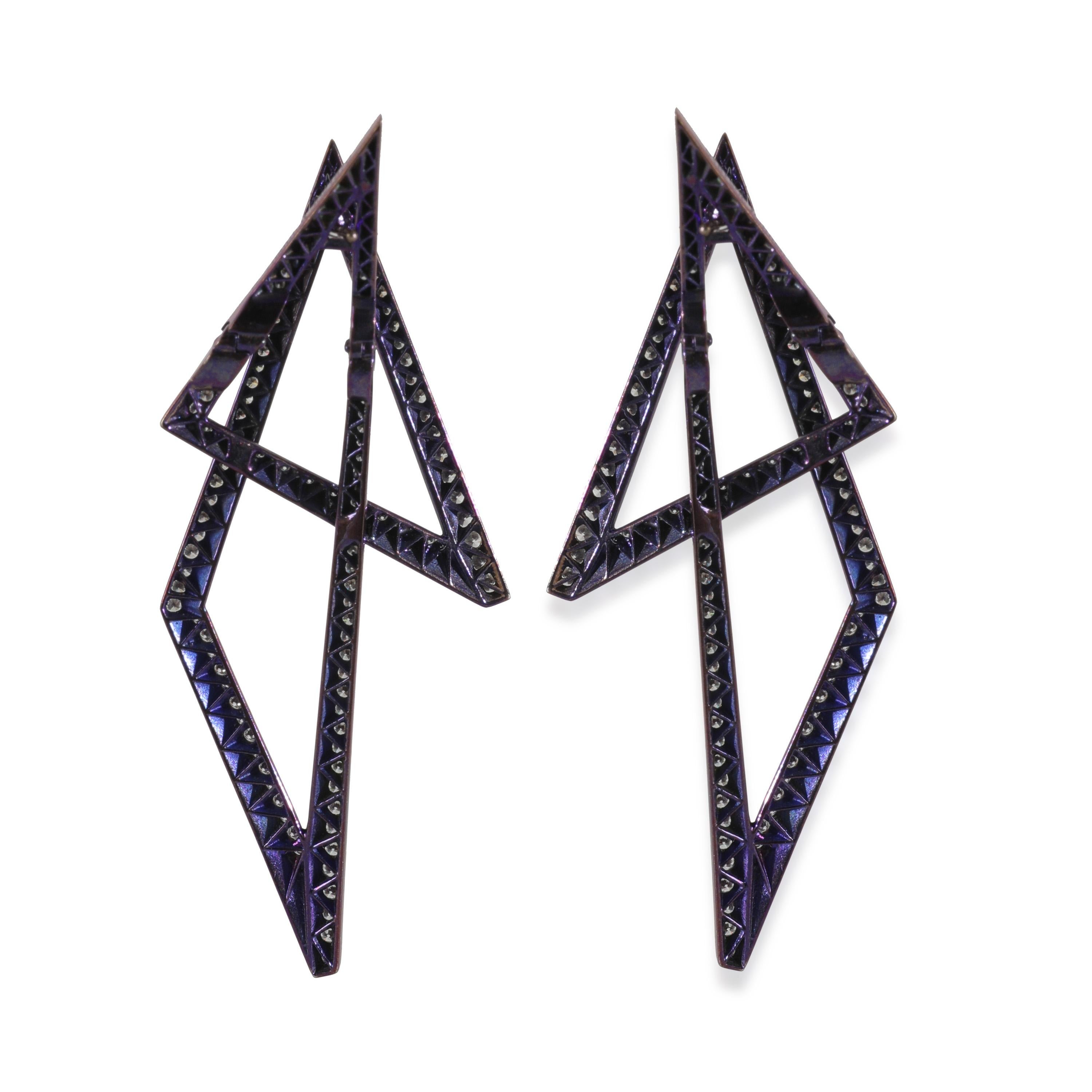 Stephen Webster Orecchini infiniti in titanio viola con diamante Vertigo

DETTAGLI PRIMARI
SKU: Z146826
Titolo dell'elenco: Stephen Webster Orecchini infiniti con diamante Vertigo
Descrizione delle condizioni: Viene venduto a 29000 USD. In ottime