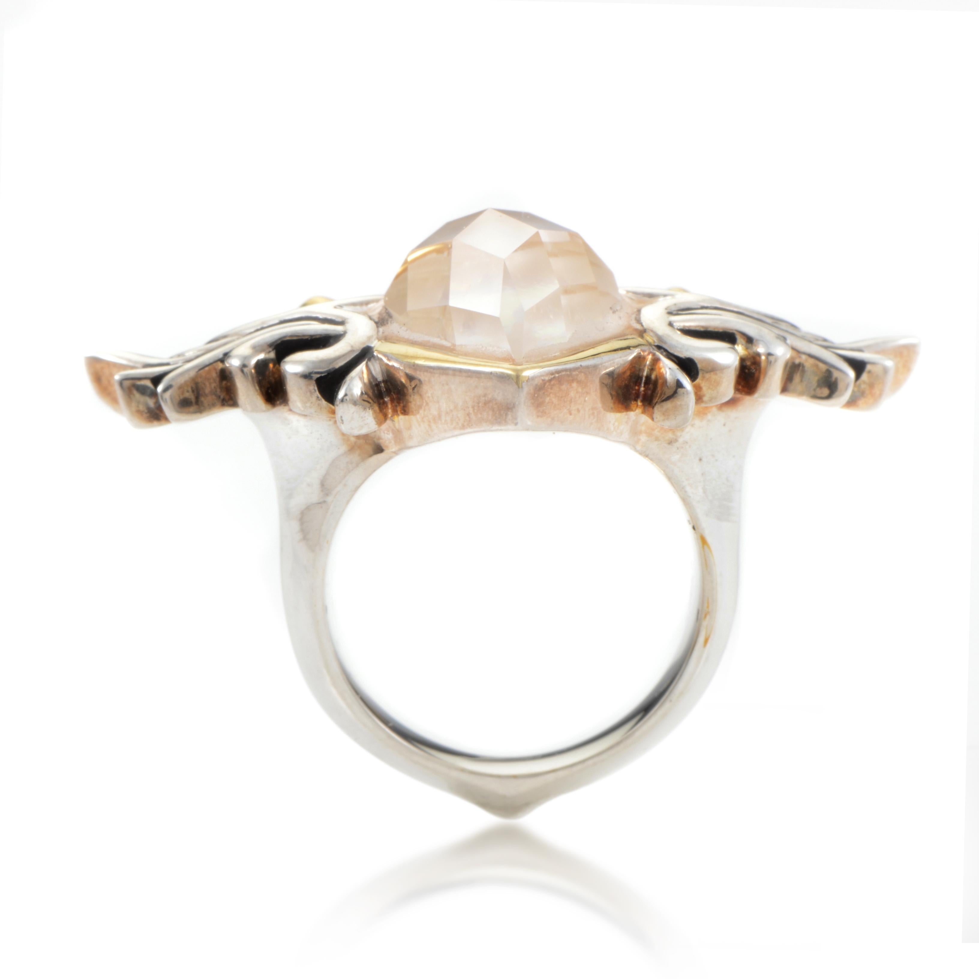 Upon a brilliantly designed and expertly crafted body which is made of polished sterling silver and boasts an appealing ornate spirit, this stunningly incredible ring from Stephen Webster's brilliant 'Superstud' collection is a must have! The