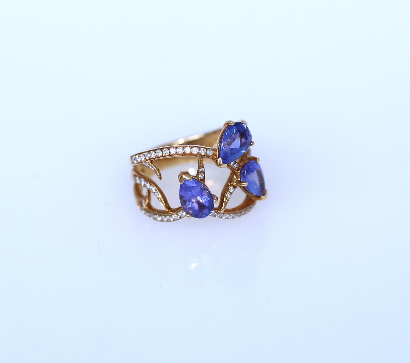 Pear Cut Stephen Webster Tanzanite Diamonds Ring Signed Yellow Gold 18K, 2010 For Sale