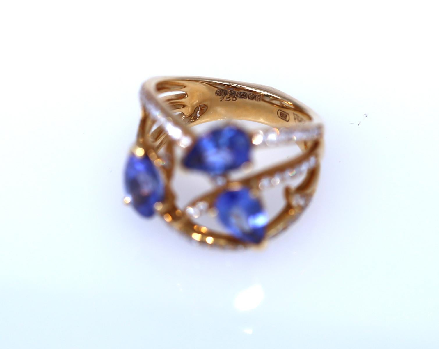 Stephen Webster Tanzanite Diamonds Ring Signed Yellow Gold 18K, 2010 In Good Condition For Sale In Herzelia, Tel Aviv