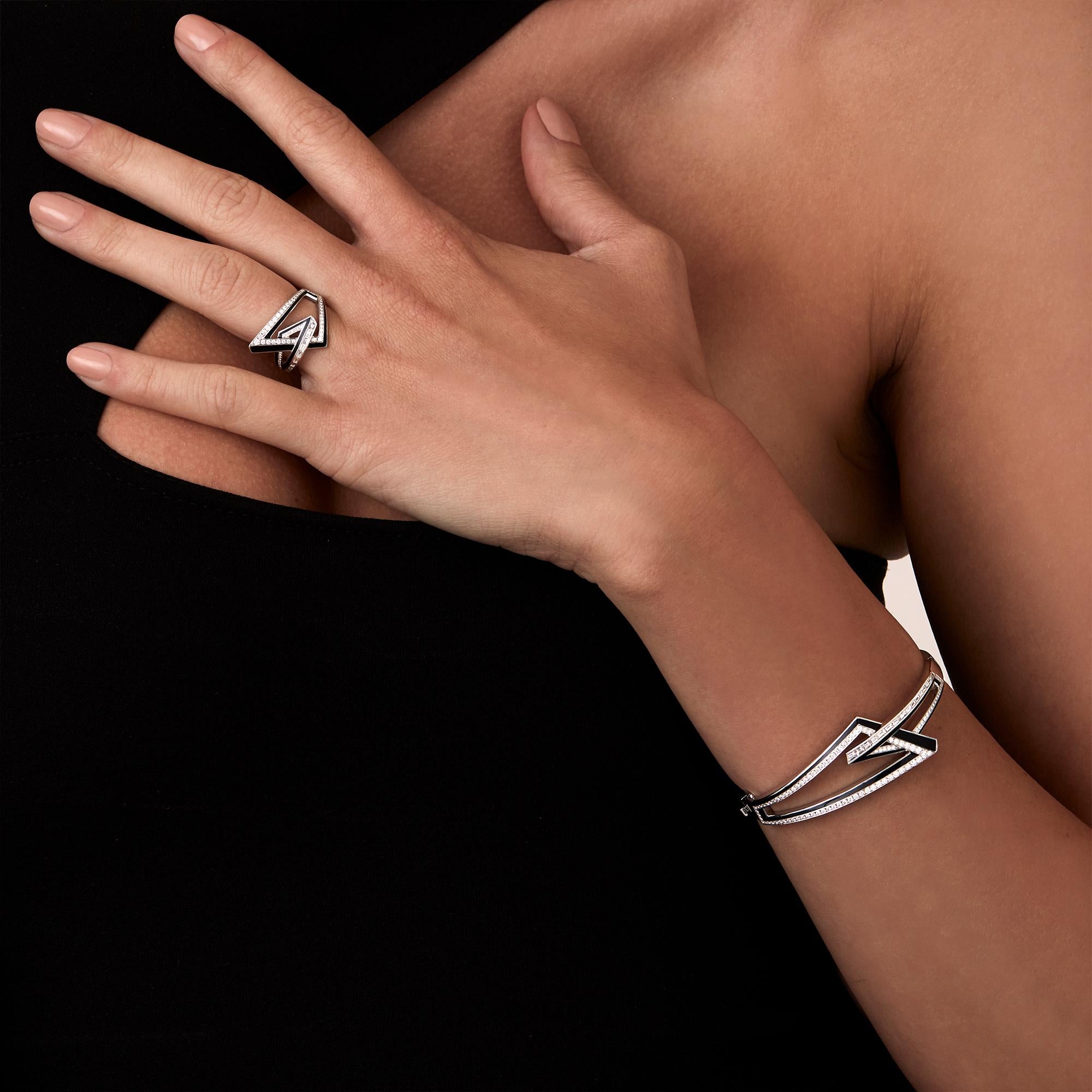 Im Angebot: Stephen Webster: Vertigo Obtuse 18 Karat Gold Ring mit weißem Diamant '0,3 Karat' () 3