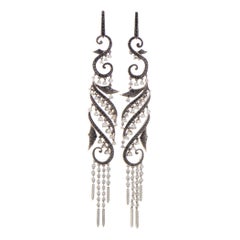 Stephen Webster Voyage Women
s 18 Karat White Gold Diamond Drop Earrings Stephen Webster Voyage Women
s 18 Karat White Gold Diamond Drop Earrings