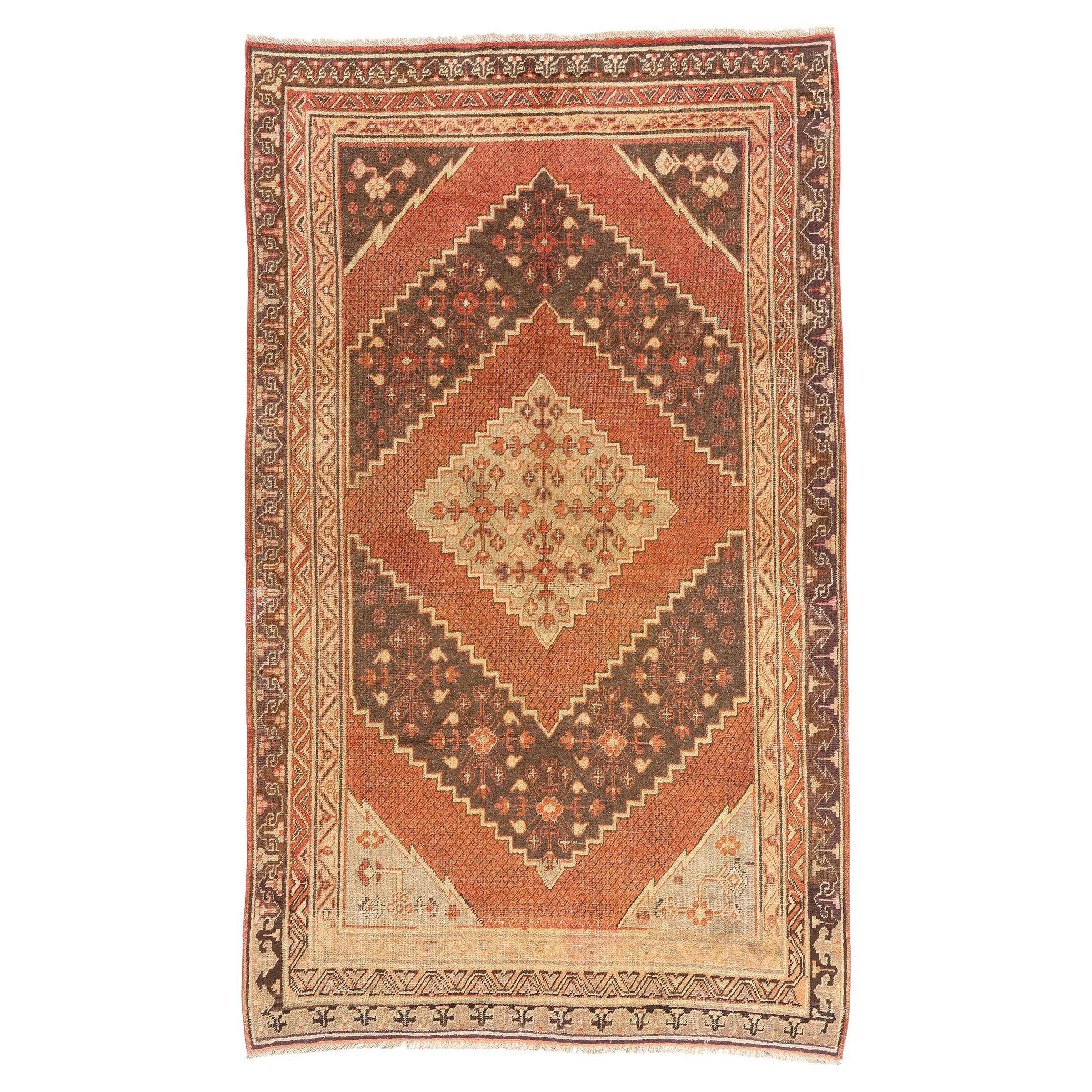 Stepped Horizon: Late 19th Century Turkestan Khotan of Architectural Elegance For Sale