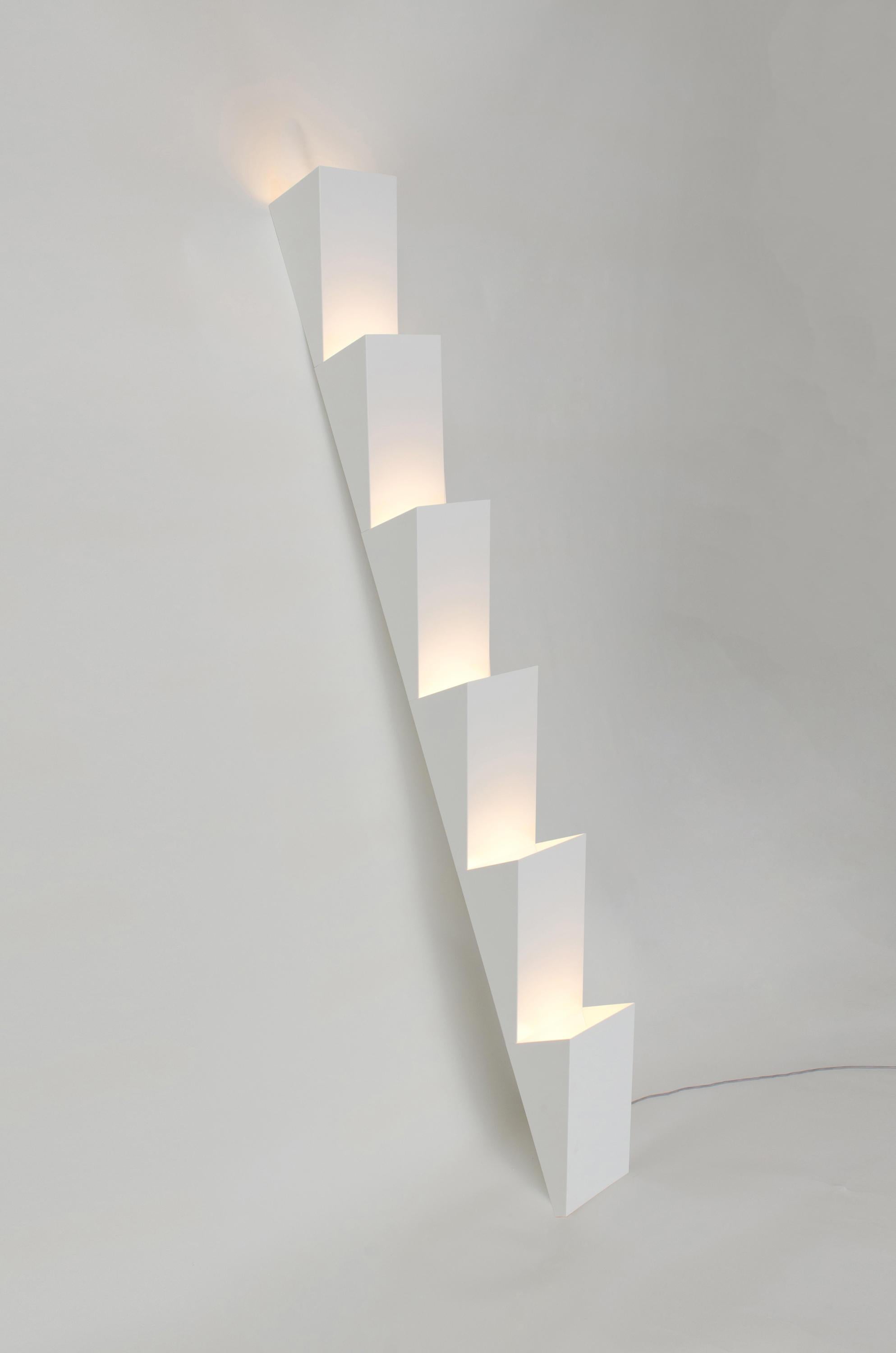 Lámpara de pie Steps de Atelier Areti Alemán en venta