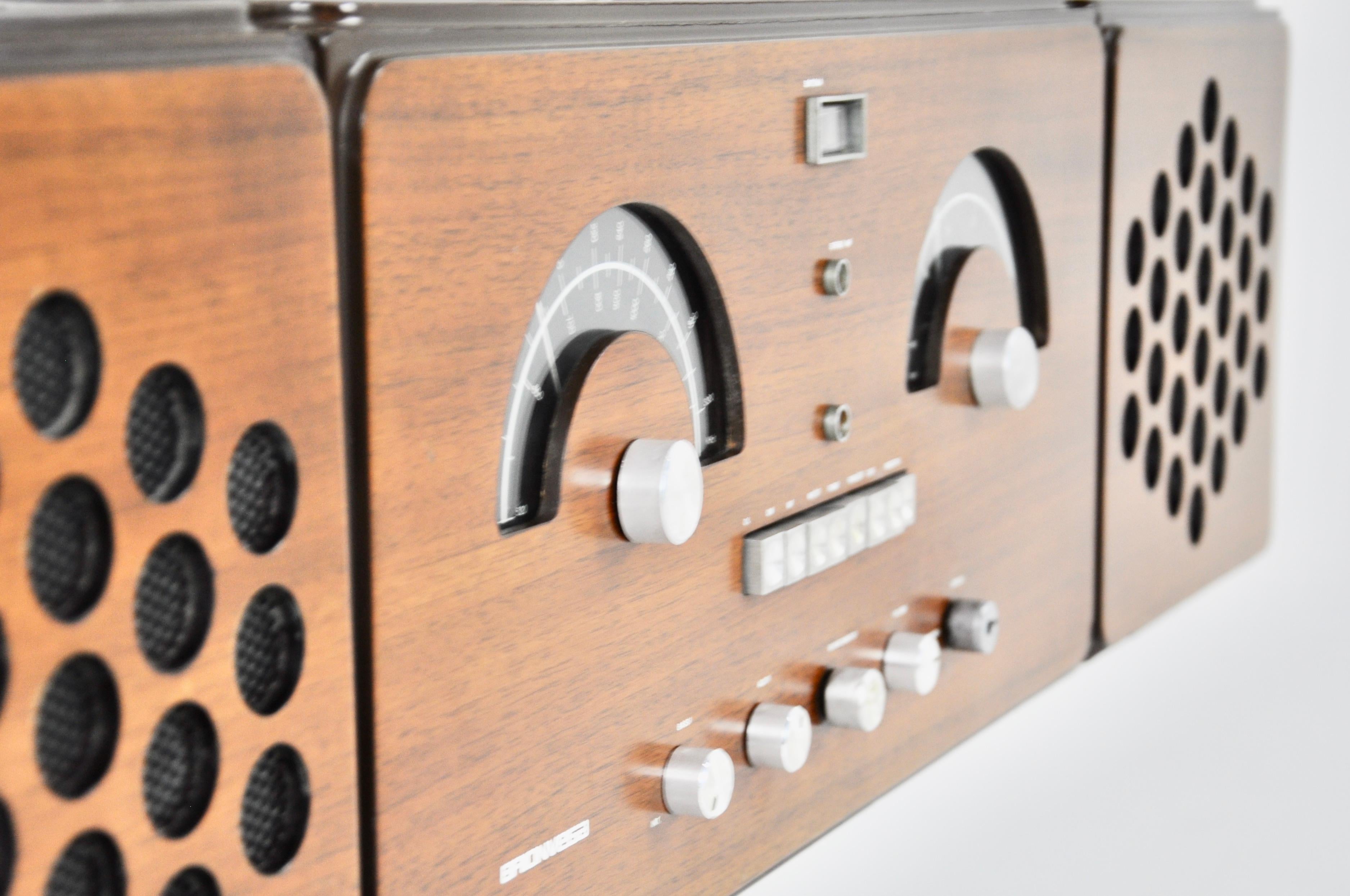 Stereo RR-126  radio by Pier Giacomo & Achille Castiglioni for Brionvega, 1960s For Sale 4