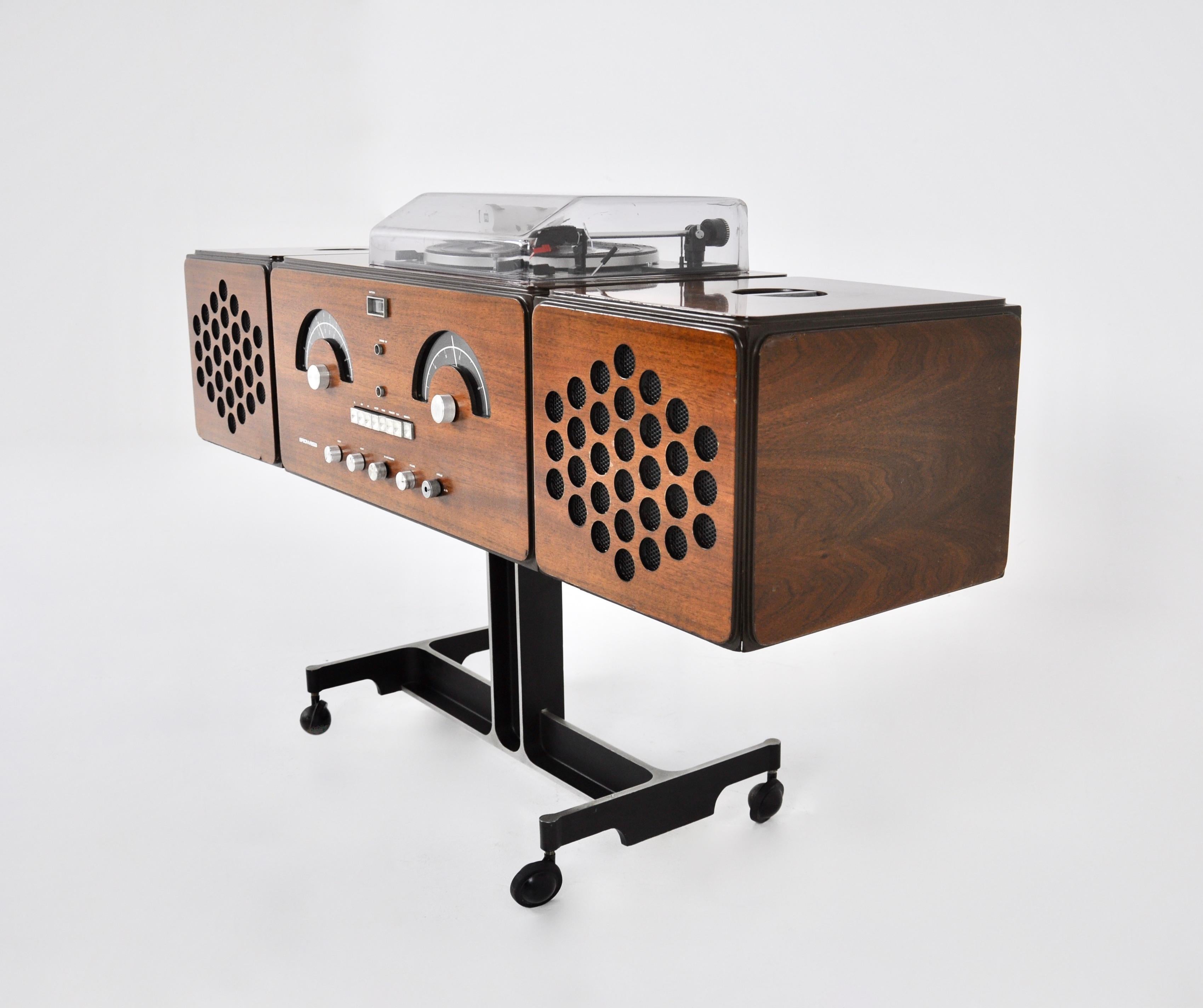 Stereo RR-126  radio by Pier Giacomo & Achille Castiglioni for Brionvega, 1960s In Good Condition For Sale In Lasne, BE