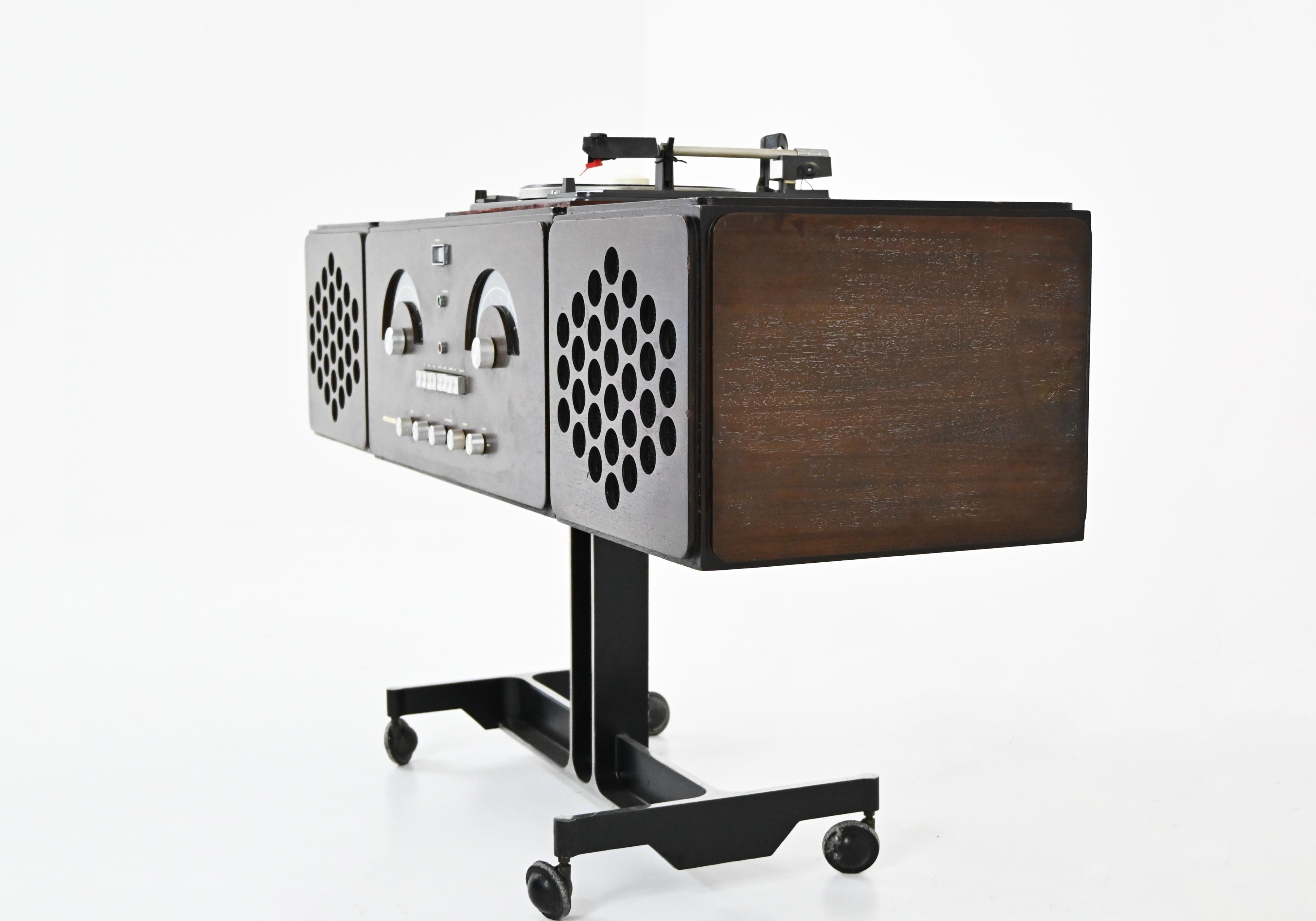 Métal Stéréo RR-126  radio de Pier Giacomo & Achille Castiglioni pour Brionvega, années 1960 en vente