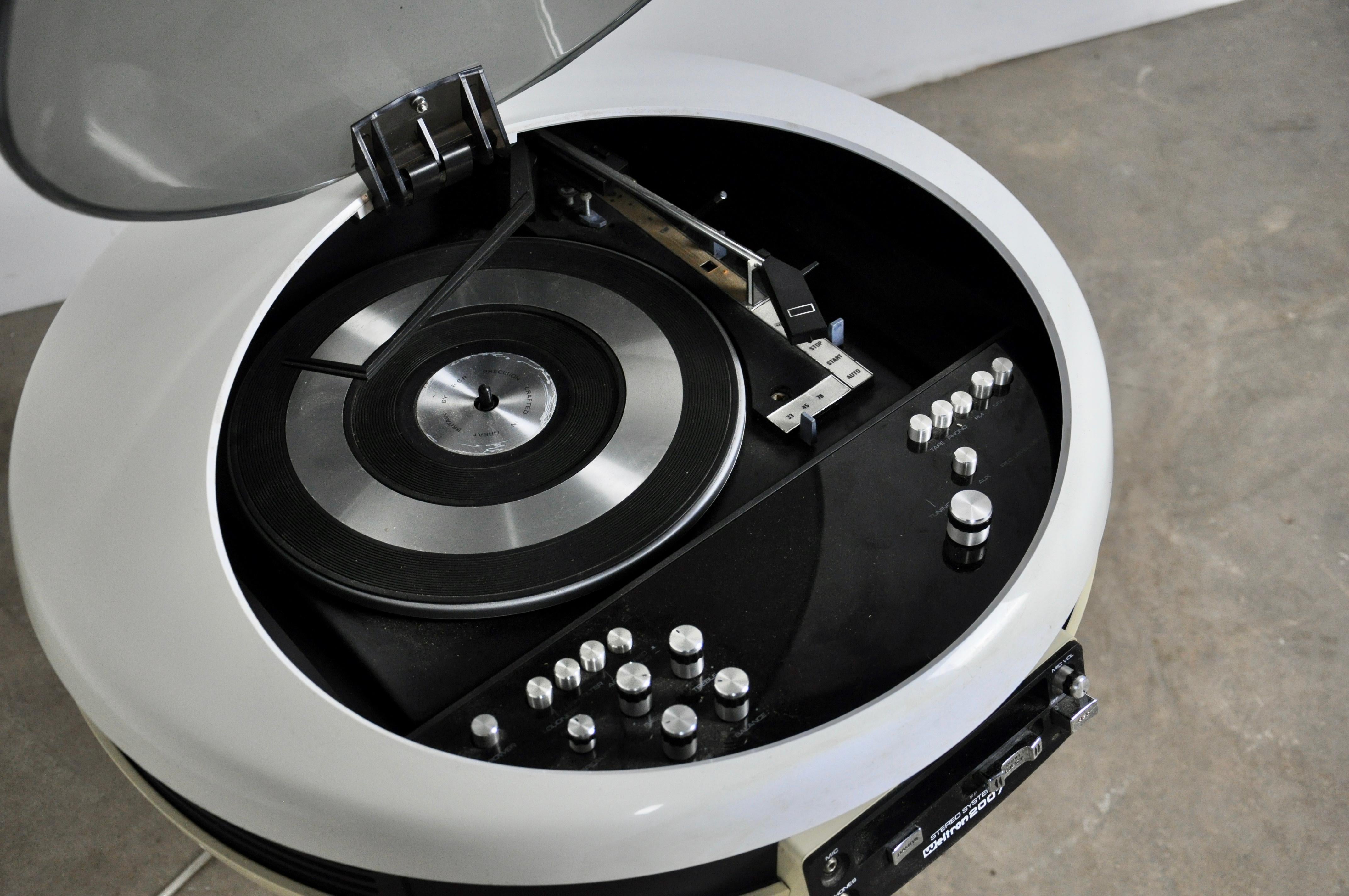 weltron 2007 record player for sale