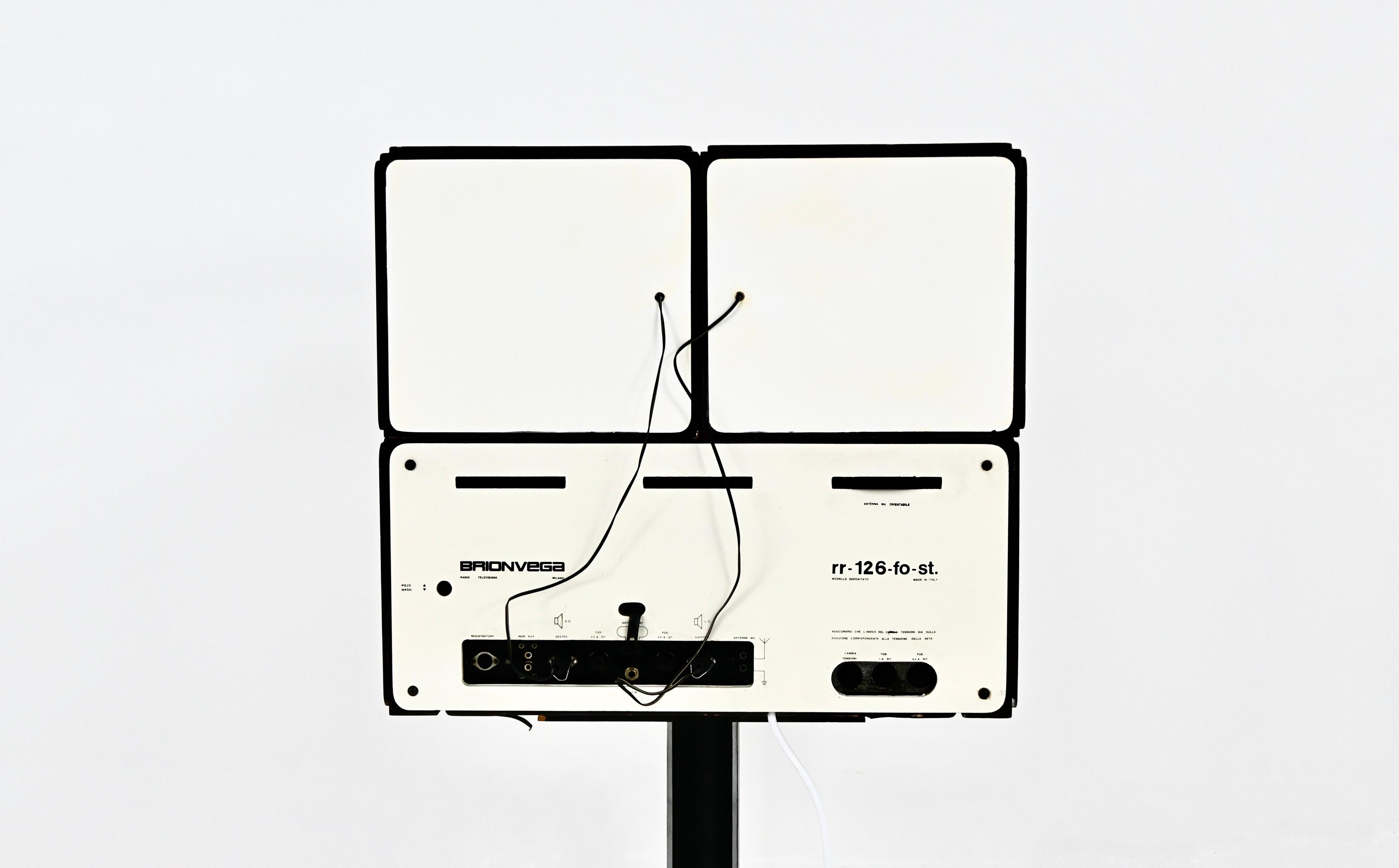 Radio stereofonica RR-126 di F.lli Castiglioni per Brionvega, anni '60 in vendita 4