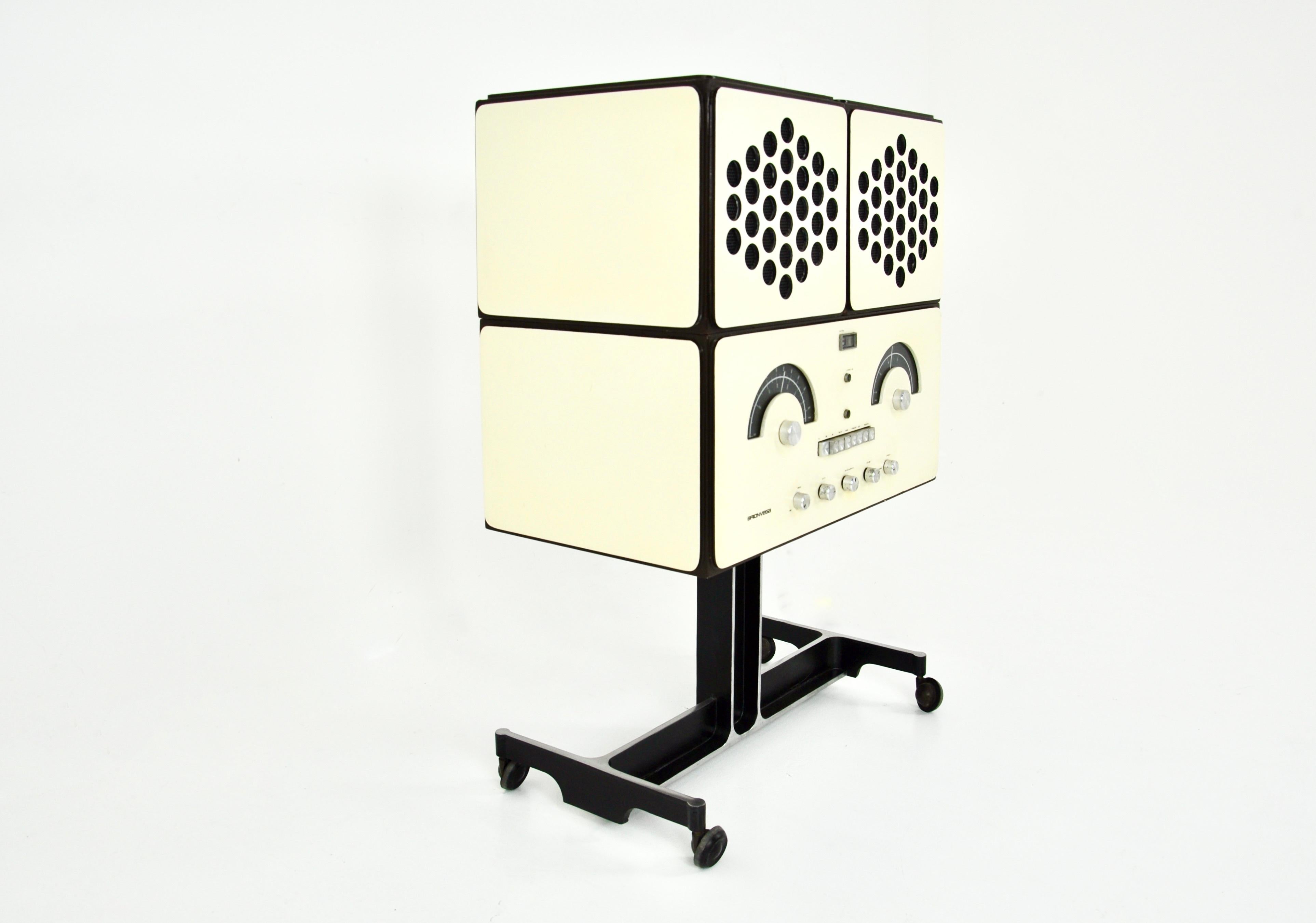 Radio stéréophonique RR-126 de F.lli Castiglioni pour Brionvega, années 1960 Bon état à bruxelles, BE