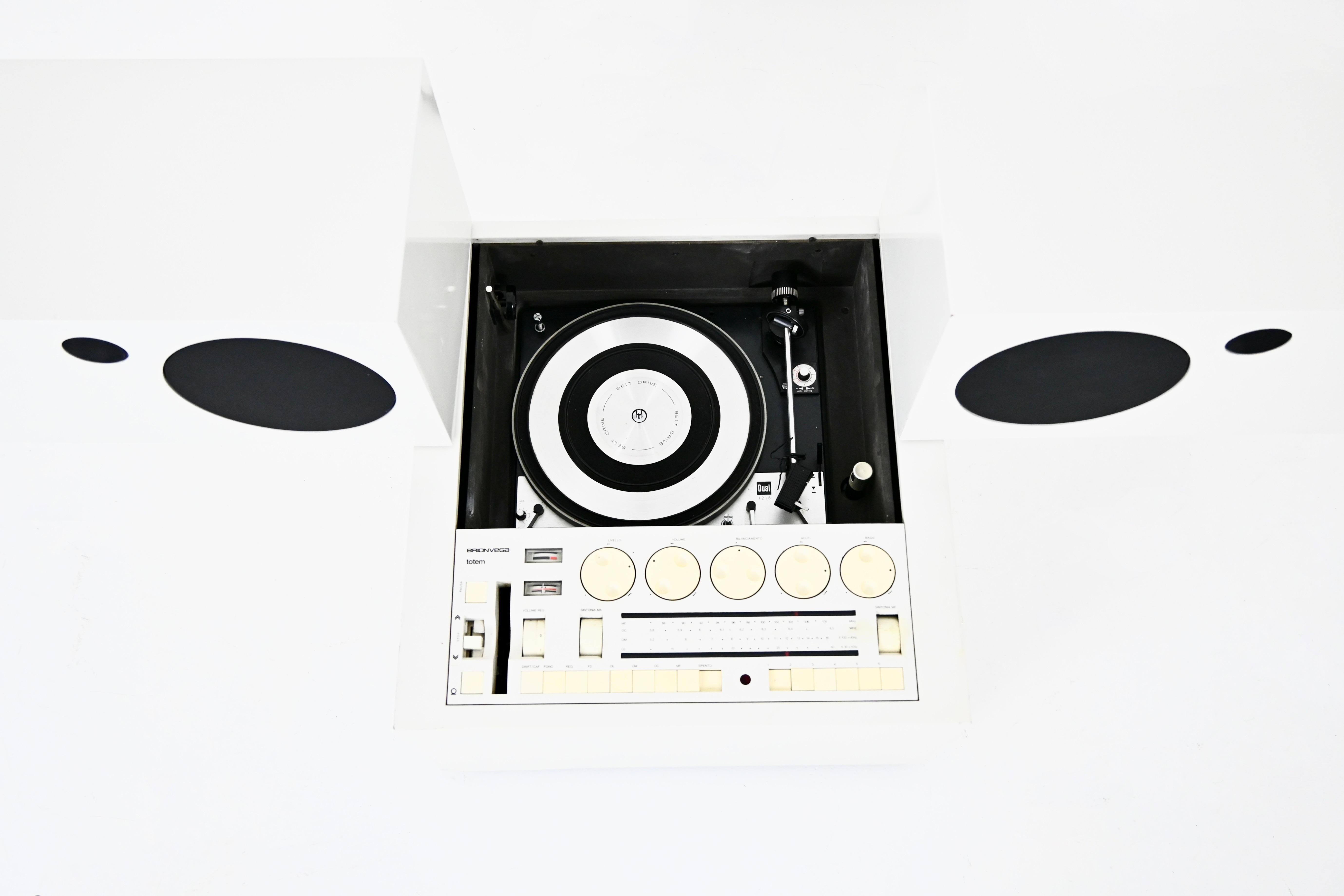 Stereophonic TOTEM rr130 Radio by Mario Bellini for Brionvega, 1970s For Sale 2