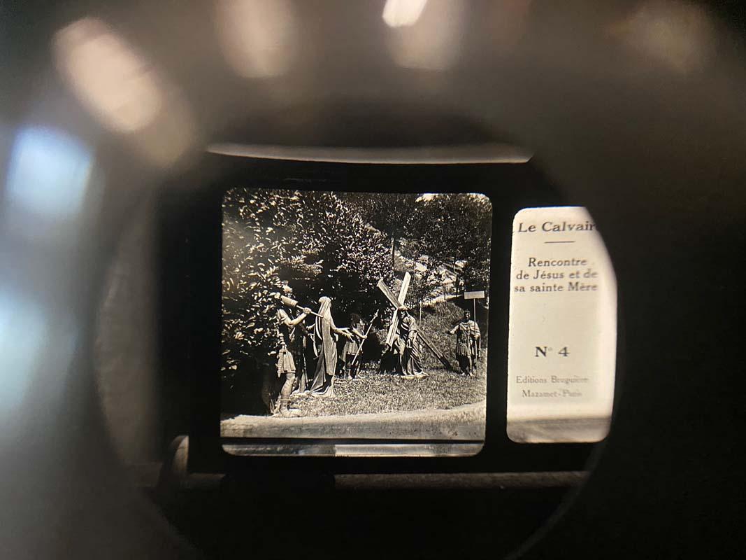 Stereoscope by Unis France, France, circa 1910 7