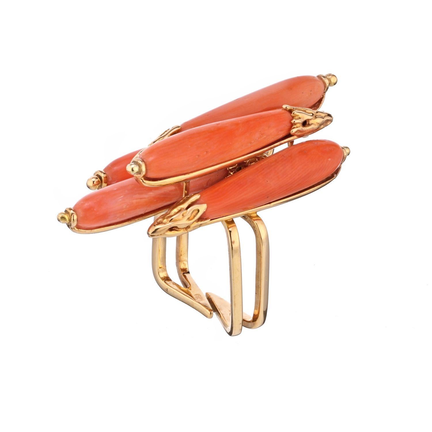 Women's Sterle 18K Yellow Gold Elongated Multi Coral Estate Ring For Sale