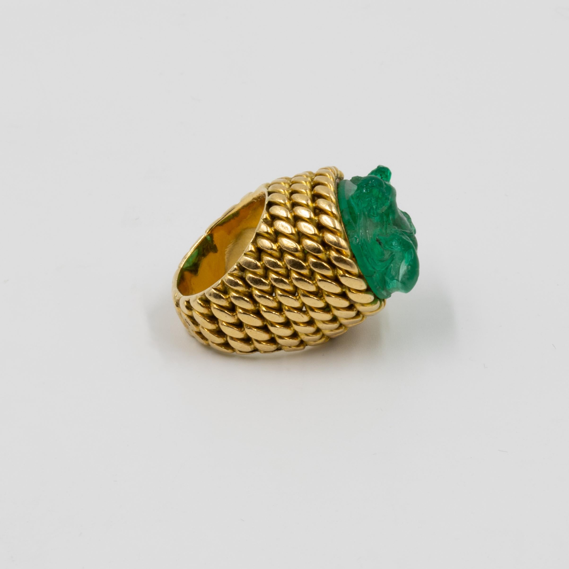 Modernist Sterlé Carved Emerald Ancient Cameo and Yellow Gold Cocktail Ring For Sale
