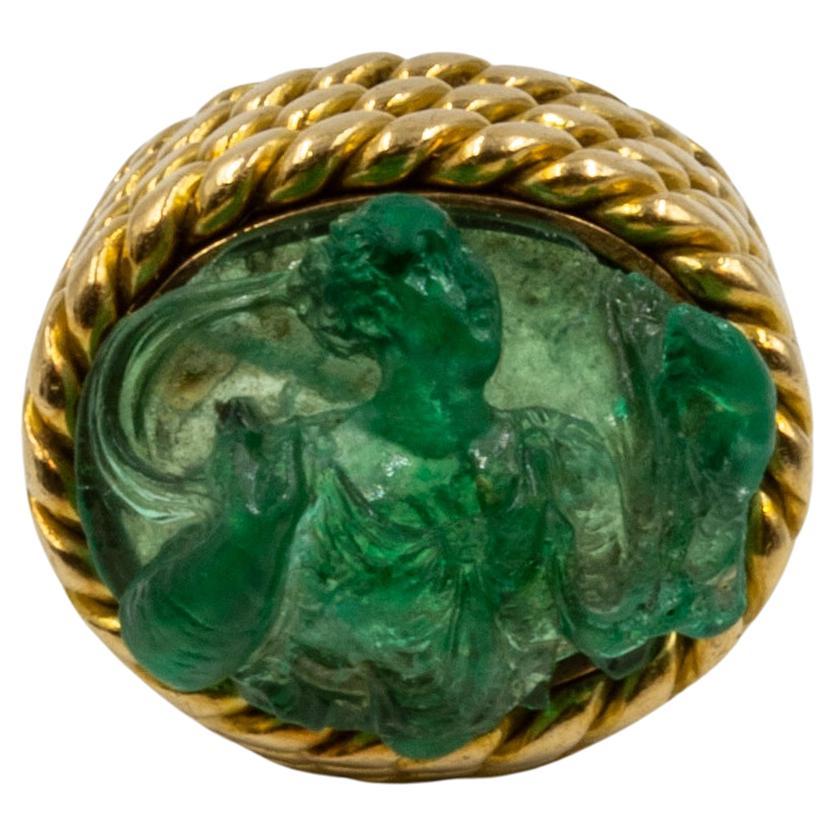 Sterlé Carved Emerald Ancient Cameo and Yellow Gold Cocktail Ring For Sale