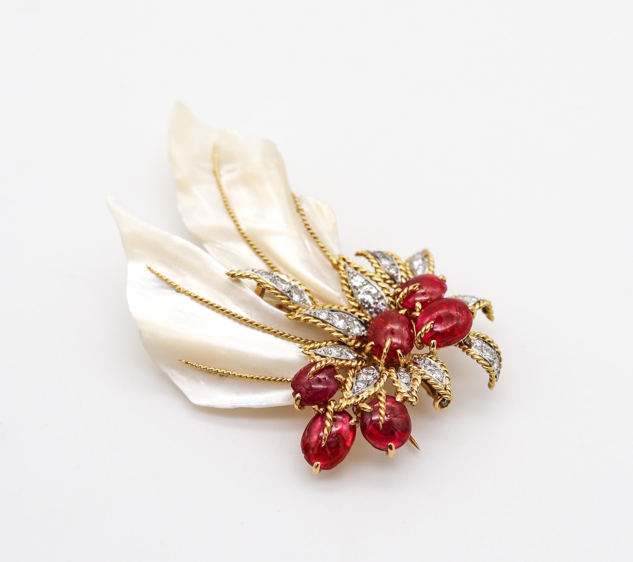 Brooch designed by Pierre Sterle (1905-1978).

This sculptural brooch is an important French piece of jewelry for a any collector. Was made in Paris at the atelier of Pierre Sterle during the post-war period, back in the 1960. This artistic piece