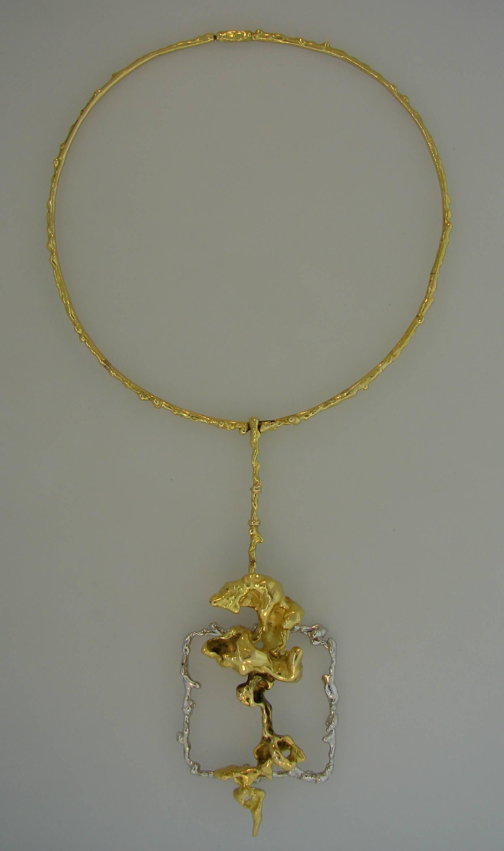 Sterle Paris Two-Tone Gold Pendant Necklace, 1950s In Good Condition For Sale In Beverly Hills, CA