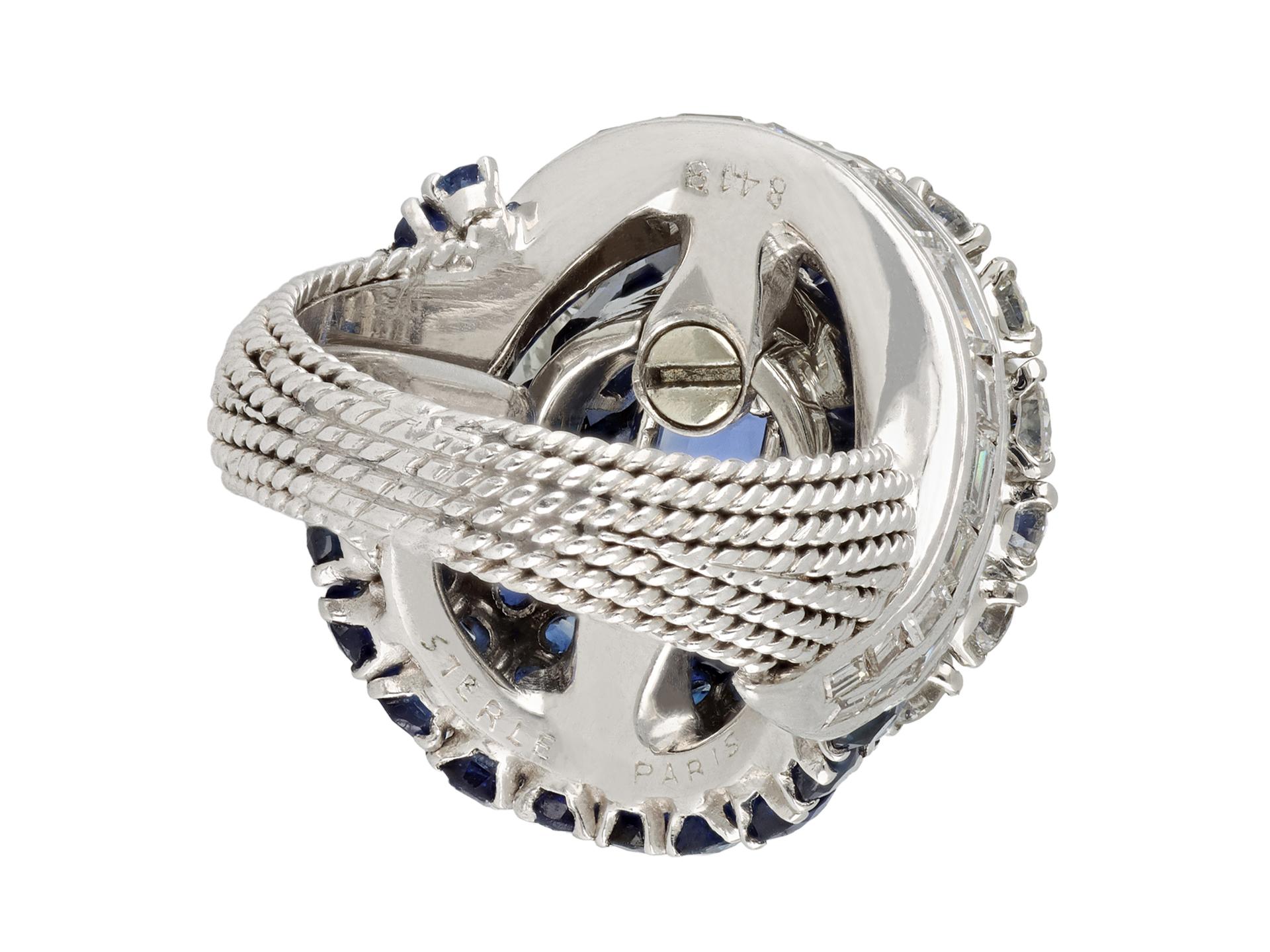Dopoguerra Anello Sterle con zaffiro e diamanti, francese, 1950 circa. in vendita
