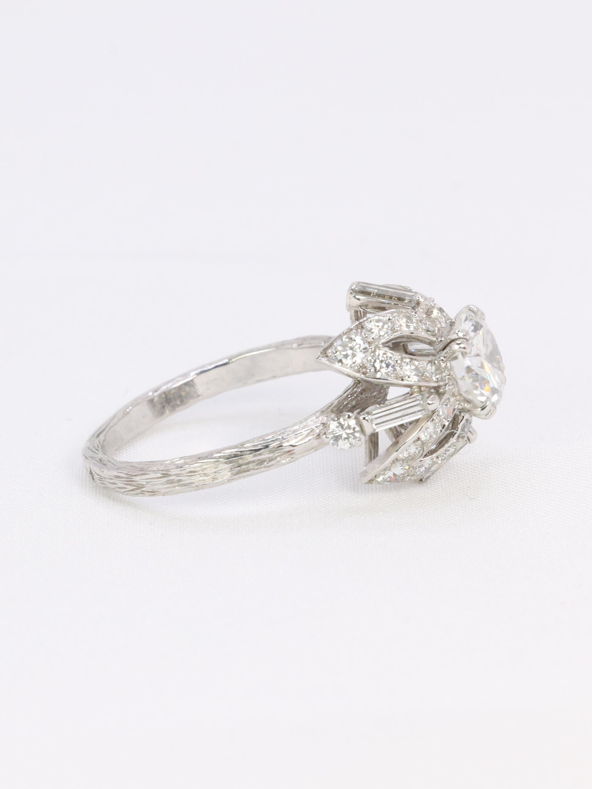 STERLE Anello solitario con diamante rotondo da 1,11 carati in platino in vendita 2