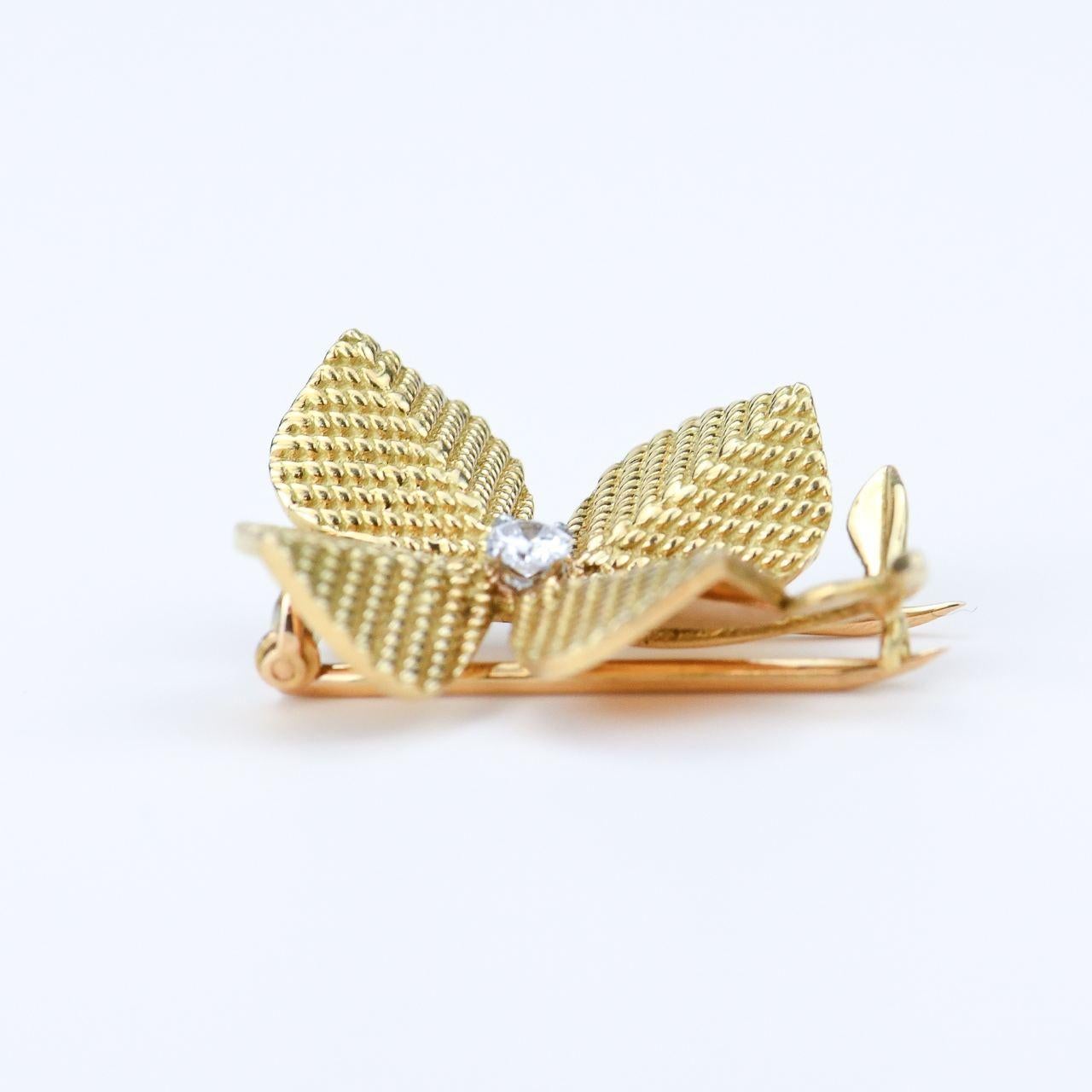 Sterle Vintage Gold and Diamond Four Leaf Clover Brooch For Sale 3