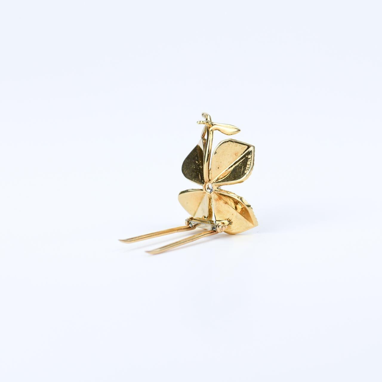 Brilliant Cut Sterle Vintage Gold and Diamond Four Leaf Clover Brooch For Sale