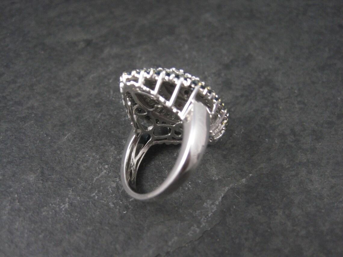 2 Karat Blauer und weißer Diamantring aus Sterlingsilber Größe 7 im Zustand „Hervorragend“ in Webster, SD