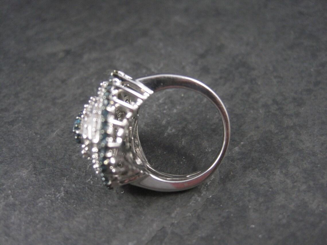 2 Karat Blauer und weißer Diamantring aus Sterlingsilber Größe 7 Damen