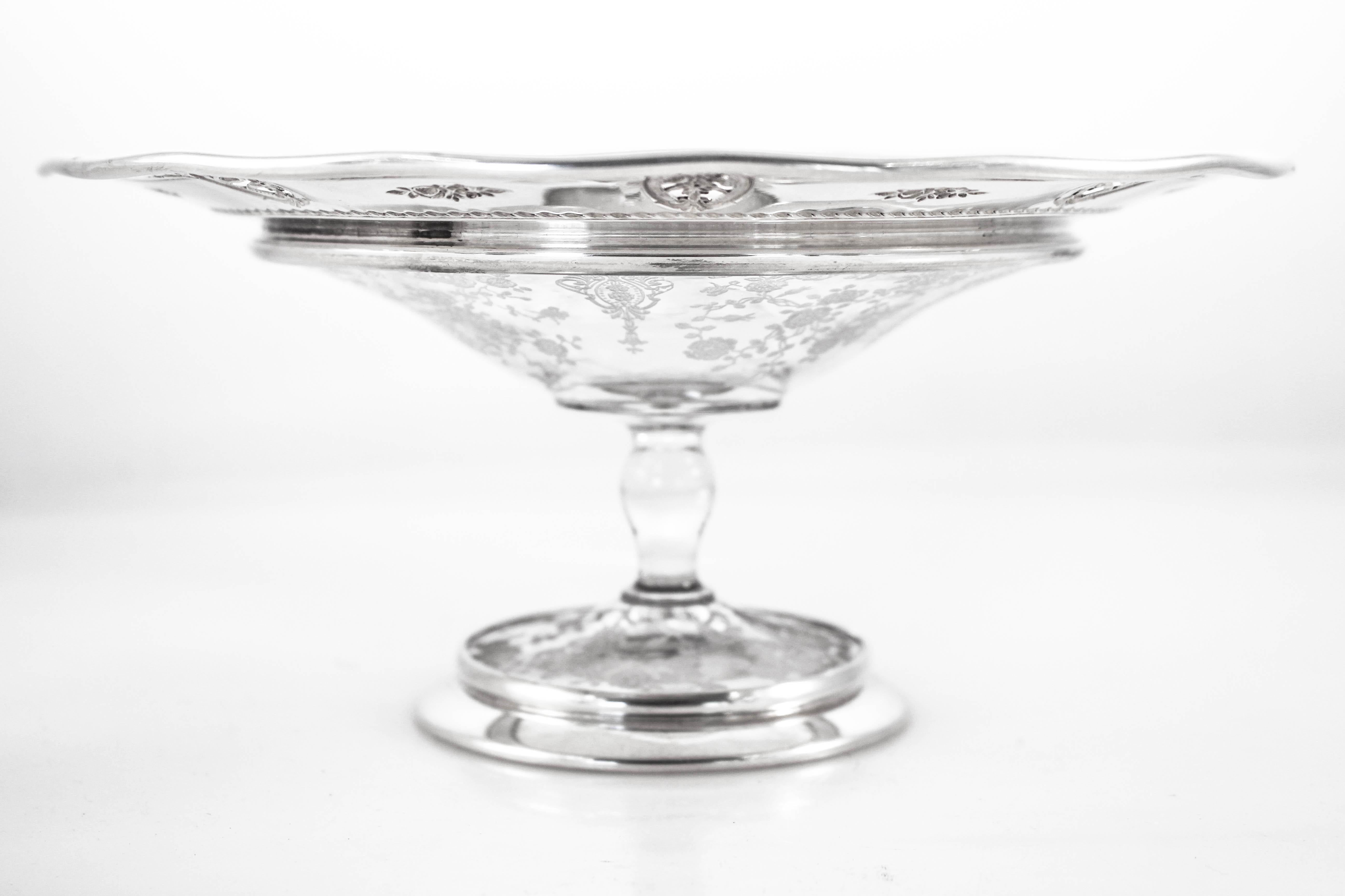 Sterling and Crystal Compote In Excellent Condition In Brooklyn, NY