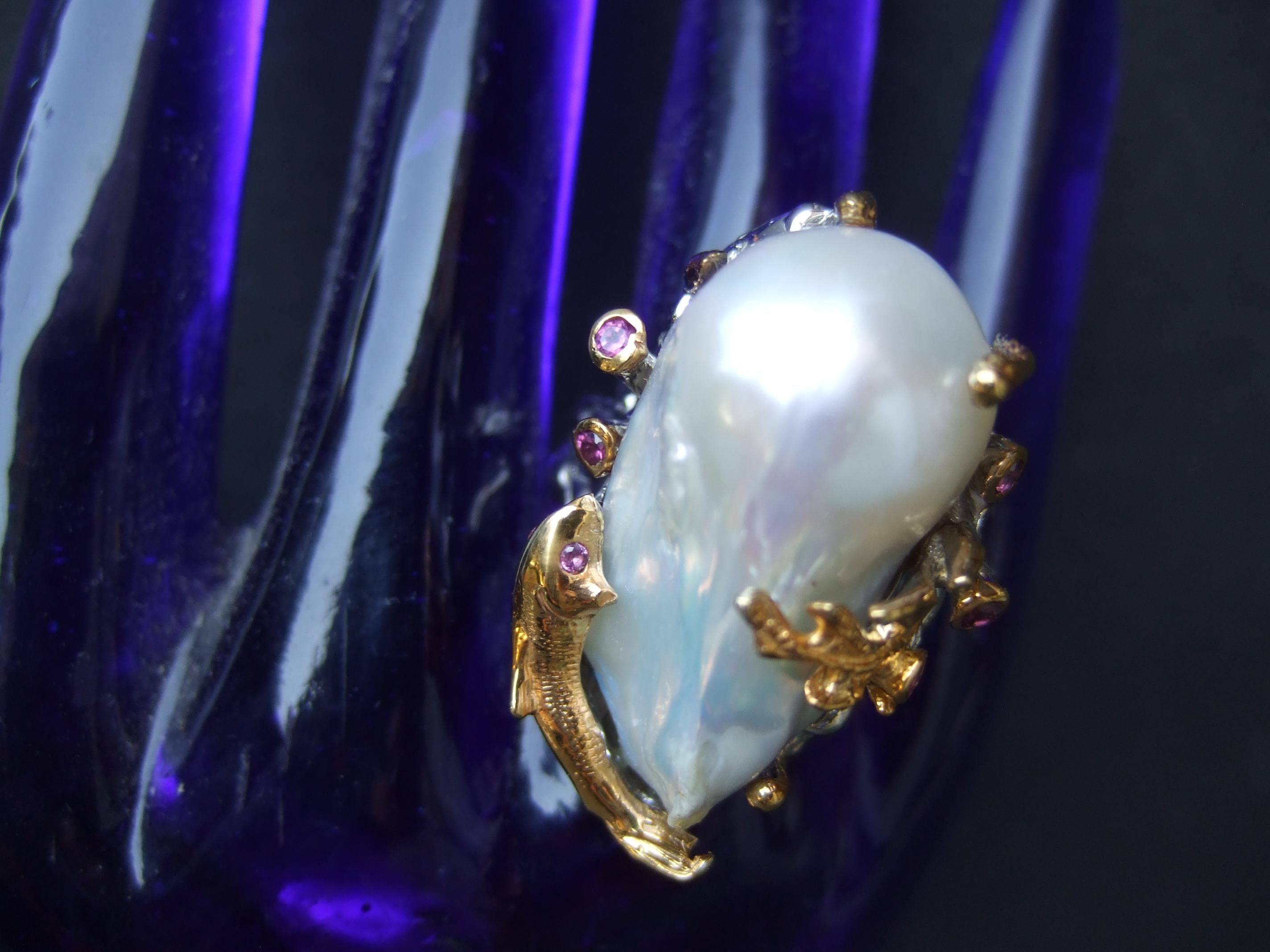 Sterling Baroque Fresh Water Pearl Artisan Ring Size 9 21st c  In Good Condition For Sale In University City, MO