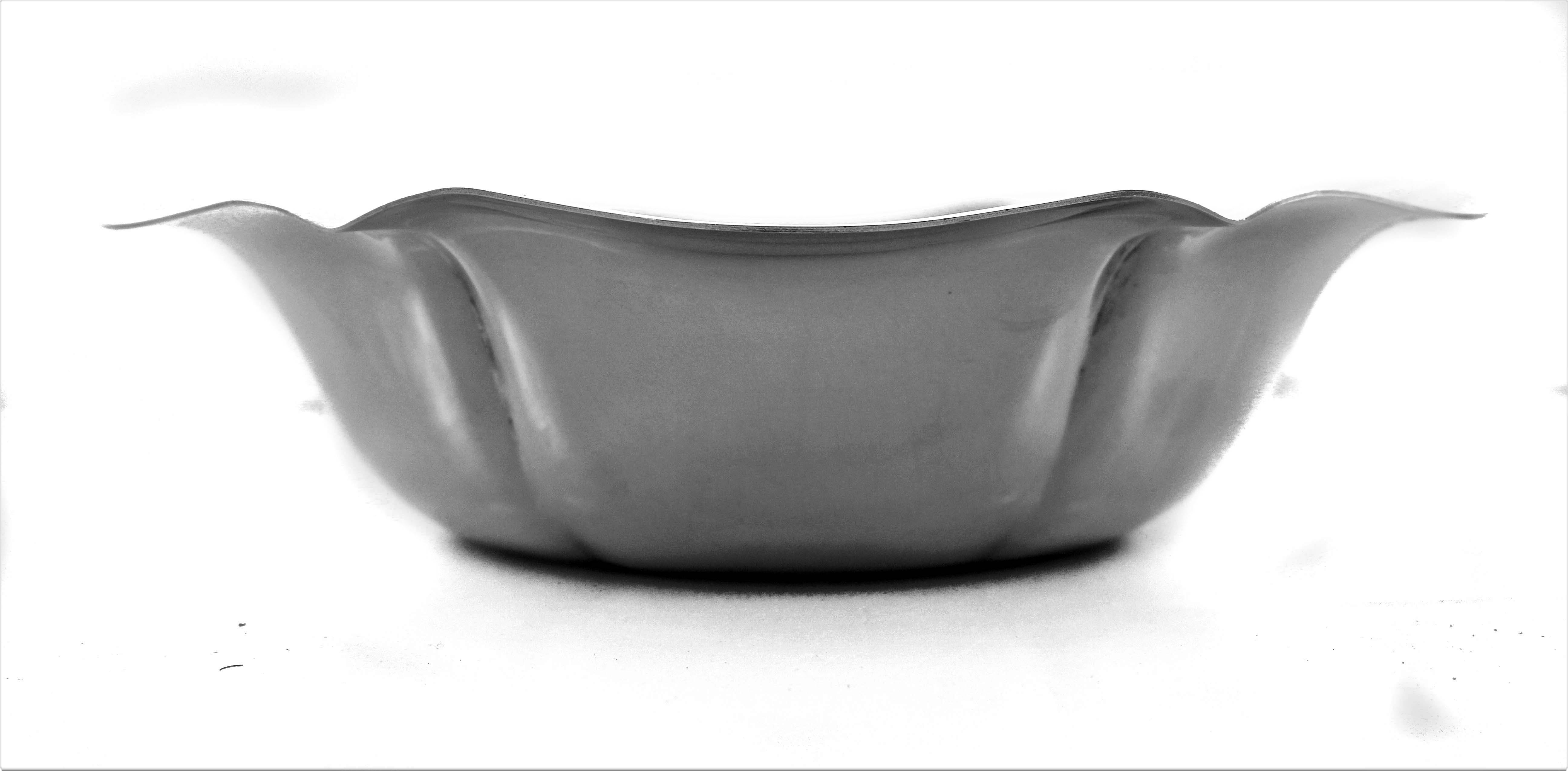 Sterling Bowl, 1946 In Excellent Condition For Sale In Brooklyn, NY