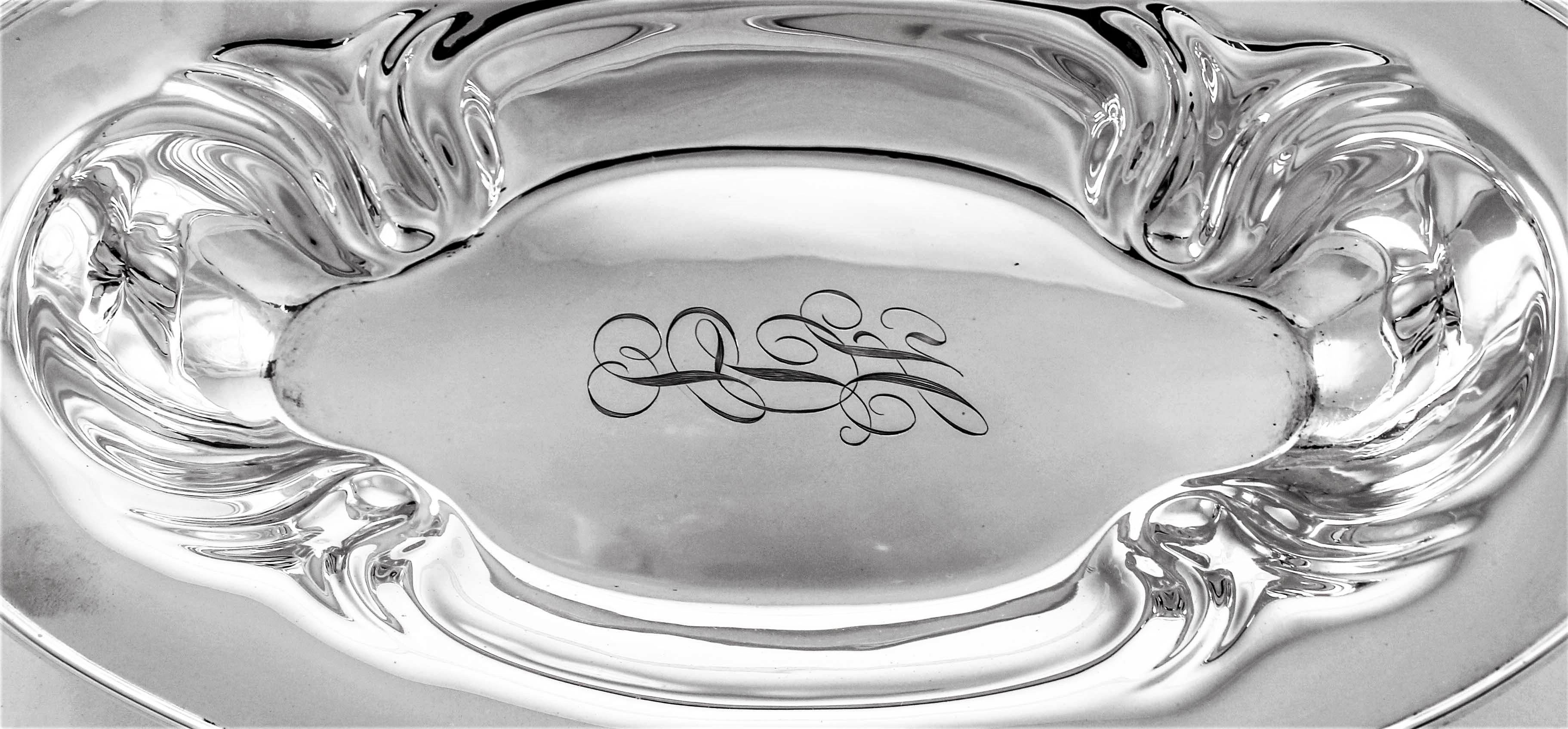 Sometimes less is more and here’s a fine example. This lovely midcentury sterling breadbasket. A simple form and a modern clean look. The inner rim is scalloped and there’s a hand engraved monogram in the centre. You’ll never need a special occasion