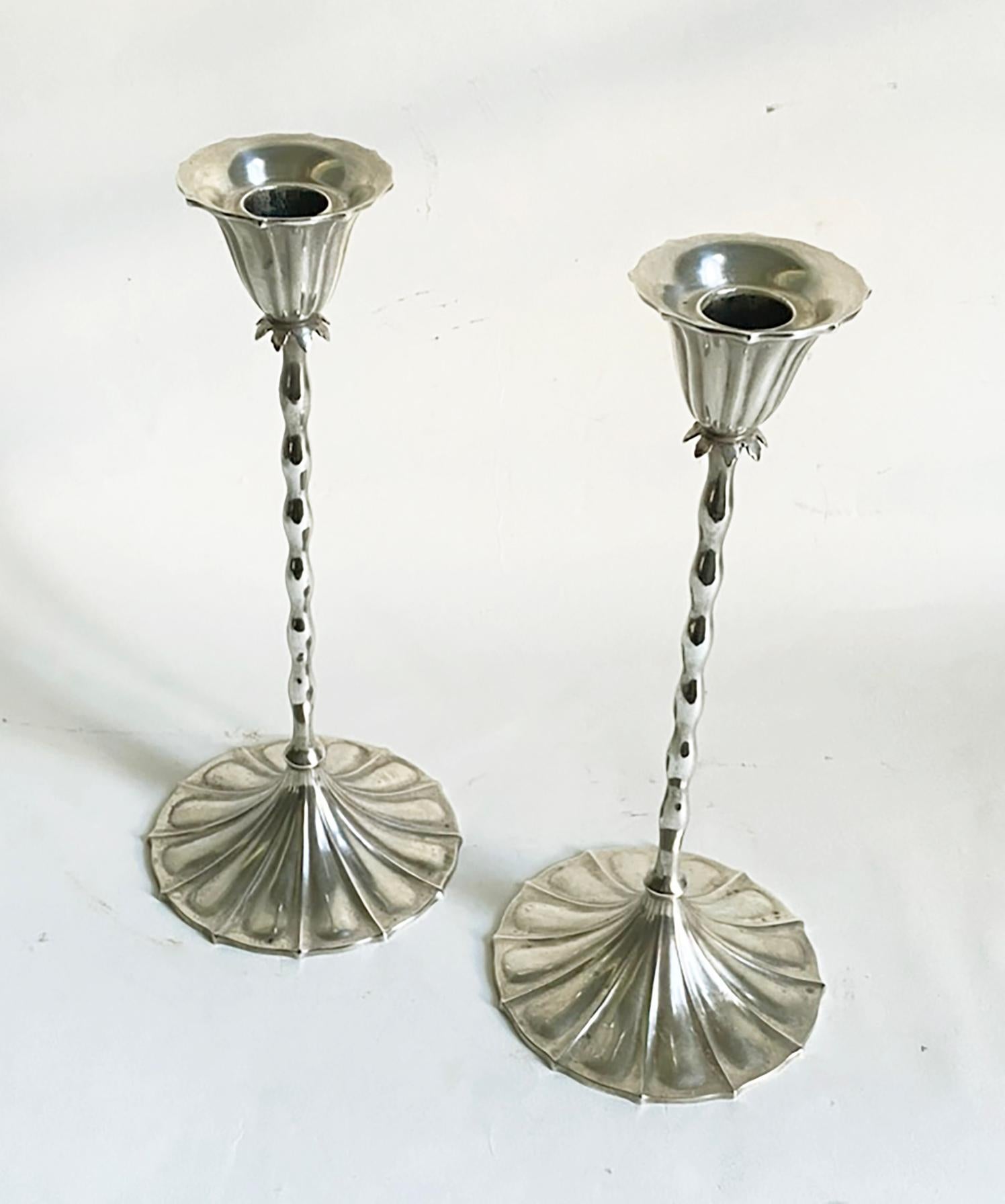 Candelieri in sterlina di Reed & Barton nello stile di Josef Hoffmann c. 1928 In condizioni buone a Minneapolis, MN