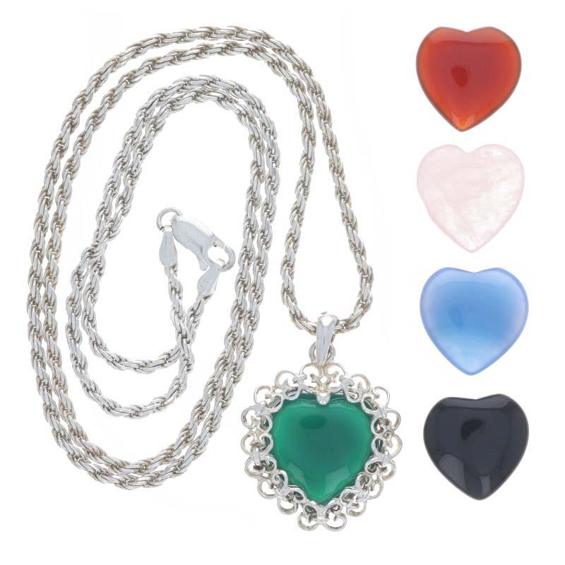 Metallgehalt: Sterling Silber

Informationen zu Stein
Natürlicher Chalcedon
Farbe: Grün & Blau

Natürlicher Karneol
Farbe: Bräunliches Rot

Natürlicher Rosenquarz
Farbe: Hellrosa

Natürlicher Onyx
Farbe: Schwarz

Stil: Auswechselbarer Solitär
Kette
