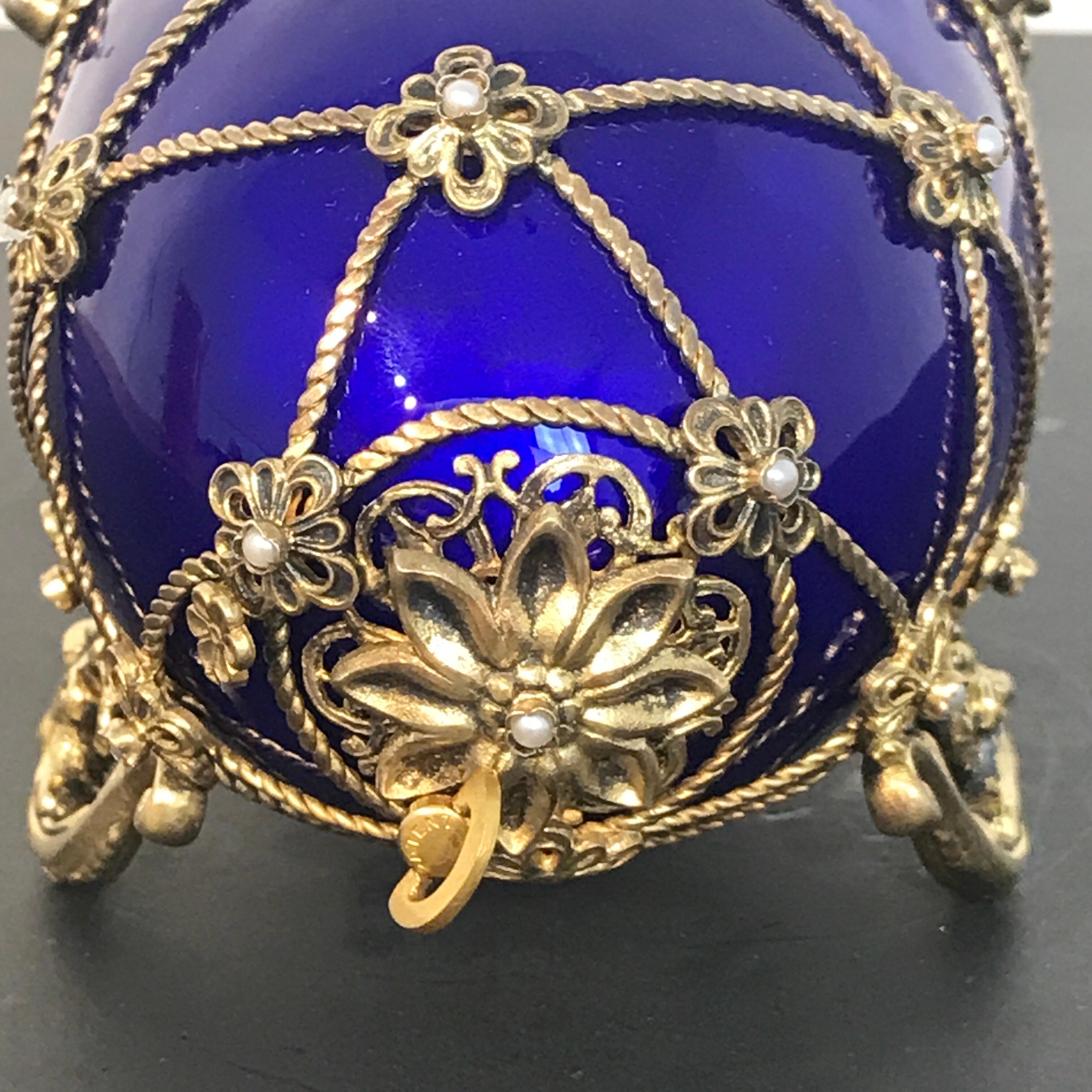 Sterling and Cobalt Blue Enamel Egg Music Box, in the Style of Fabergé 1