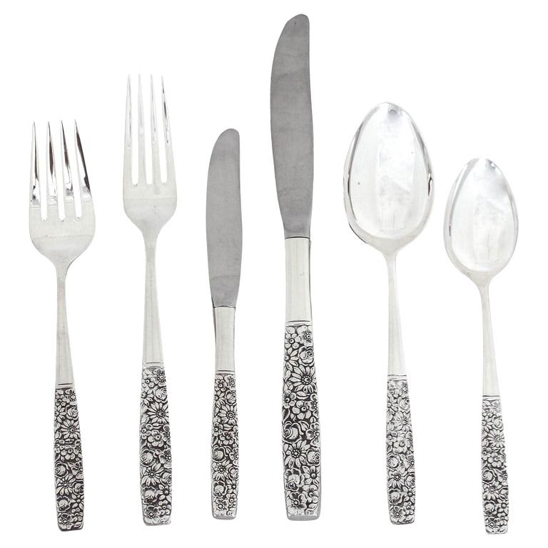 Proudly offering you this set of sterling silver flatware by Towle Silversmiths in the “Contessina” pattern from 1965. It’s a service for 12 with 6 pieces per setting (dinner knife, fork, oval soup spoon, salad fork, dessert spoon and butter knife).