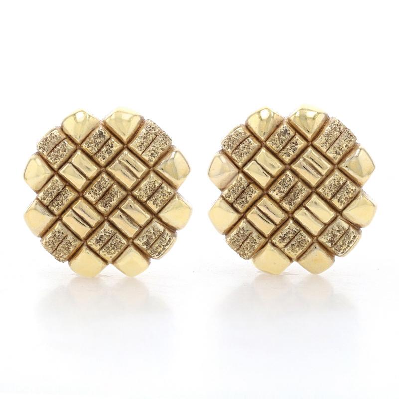 Metal Content: 925 Sterling Silver & Gold Plated

Style: Large Stud
Fastening Type: Clip-On Closures
Theme: Crosshatch Basket Weave
Features: Smooth & textured finishes with a hollow construction for comfortable, all-day wear

Measurements

Tall: