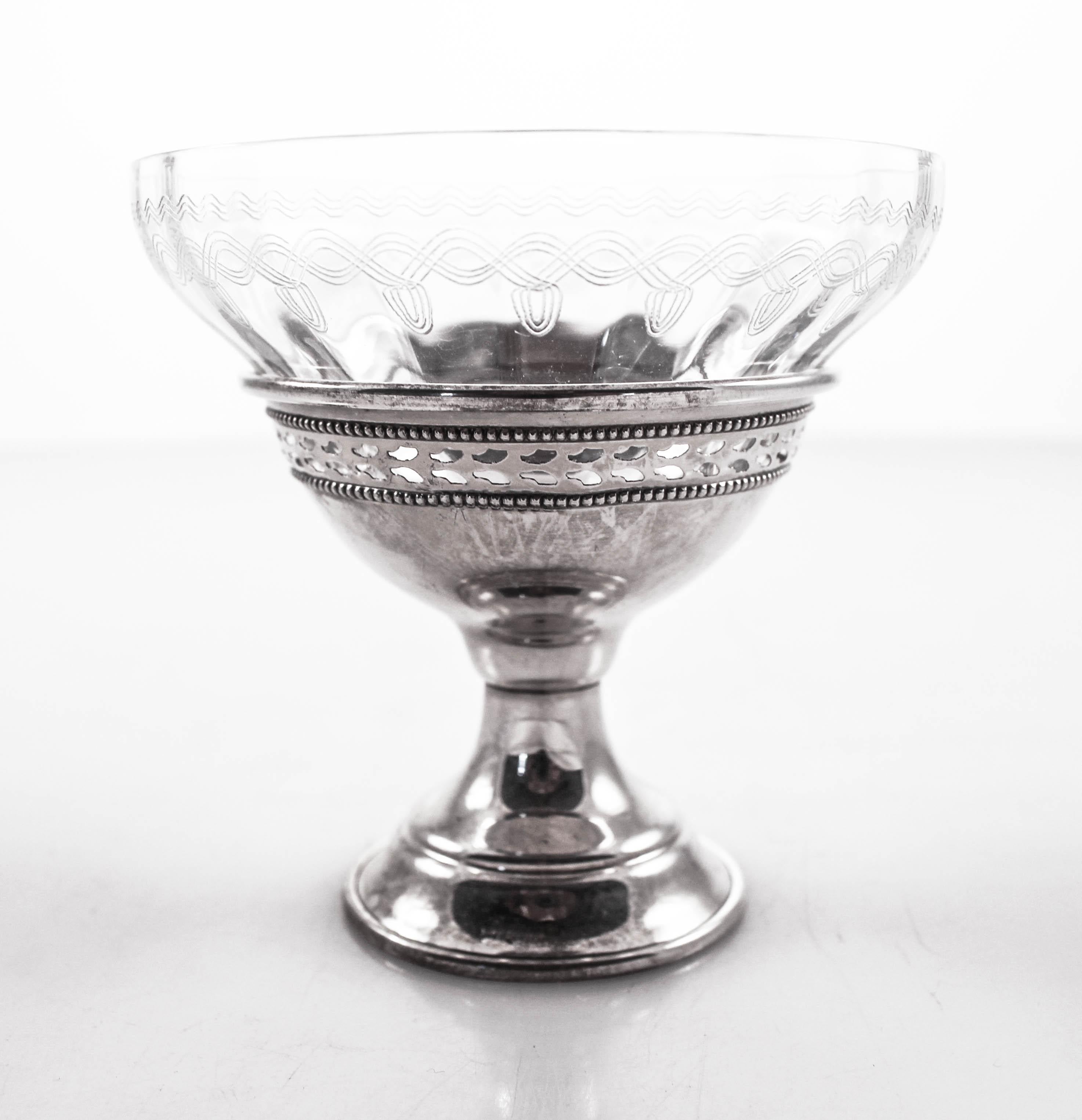 Copas de postre de plata y cristal en Excelente estado para la venta en Brooklyn, NY
