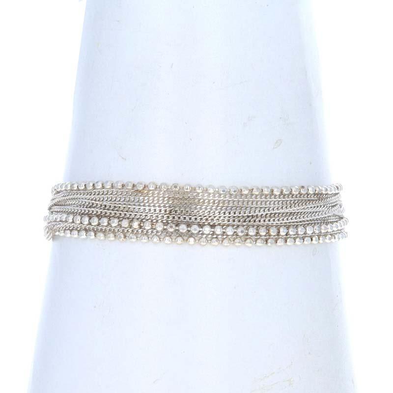Contenuto del metallo: Argento Sterling

Stile della catena: Perlina con taglio a diamante e bordo con taglio a diamante
Stile della collana: Catena
Tipo di chiusura: Chiusura con anello a molla

Misure

Lunghezza: 7 3/4