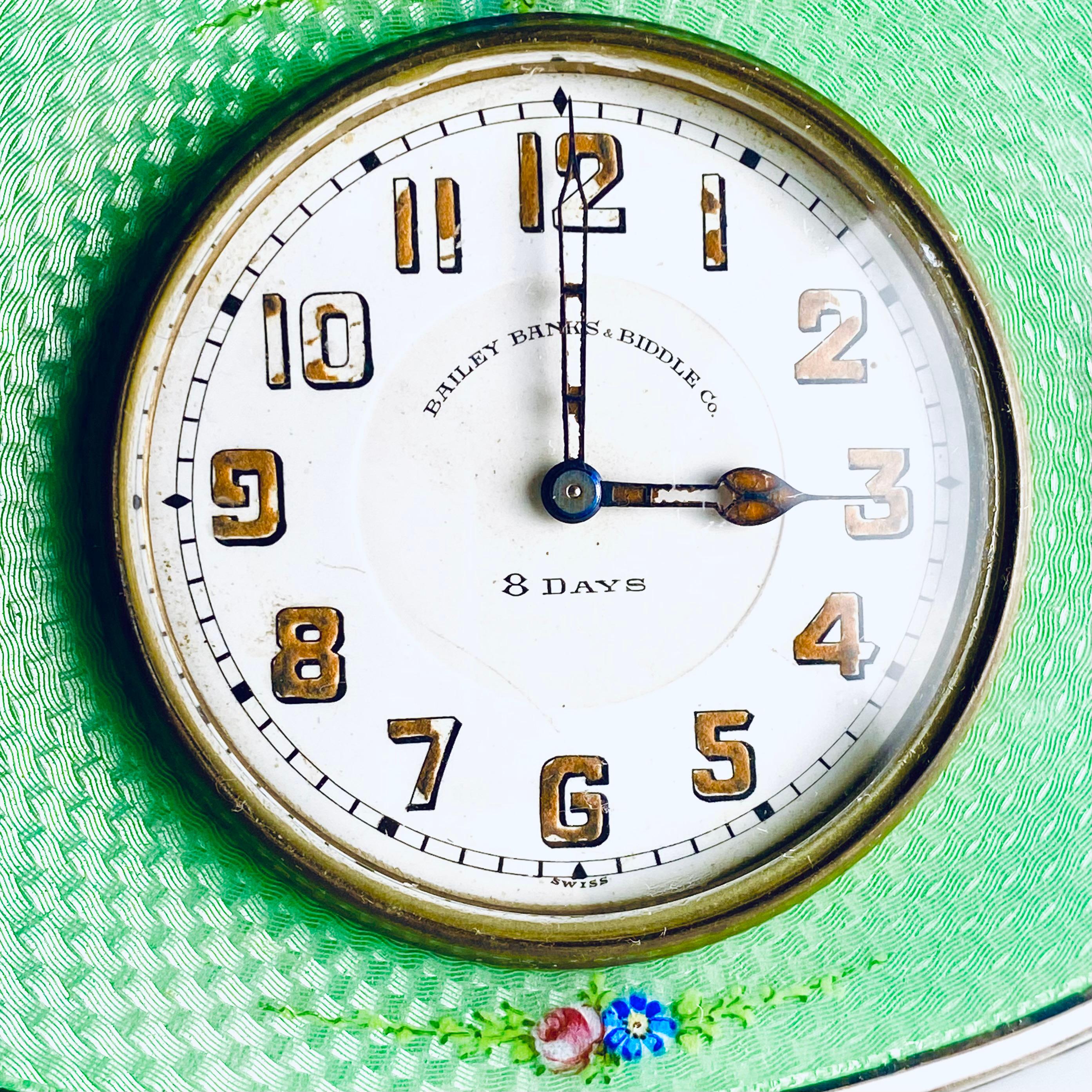 Art déco Horloge de bureau en argent sterling et émail de Bailey, Banks & Biddle (vers 1930) en vente